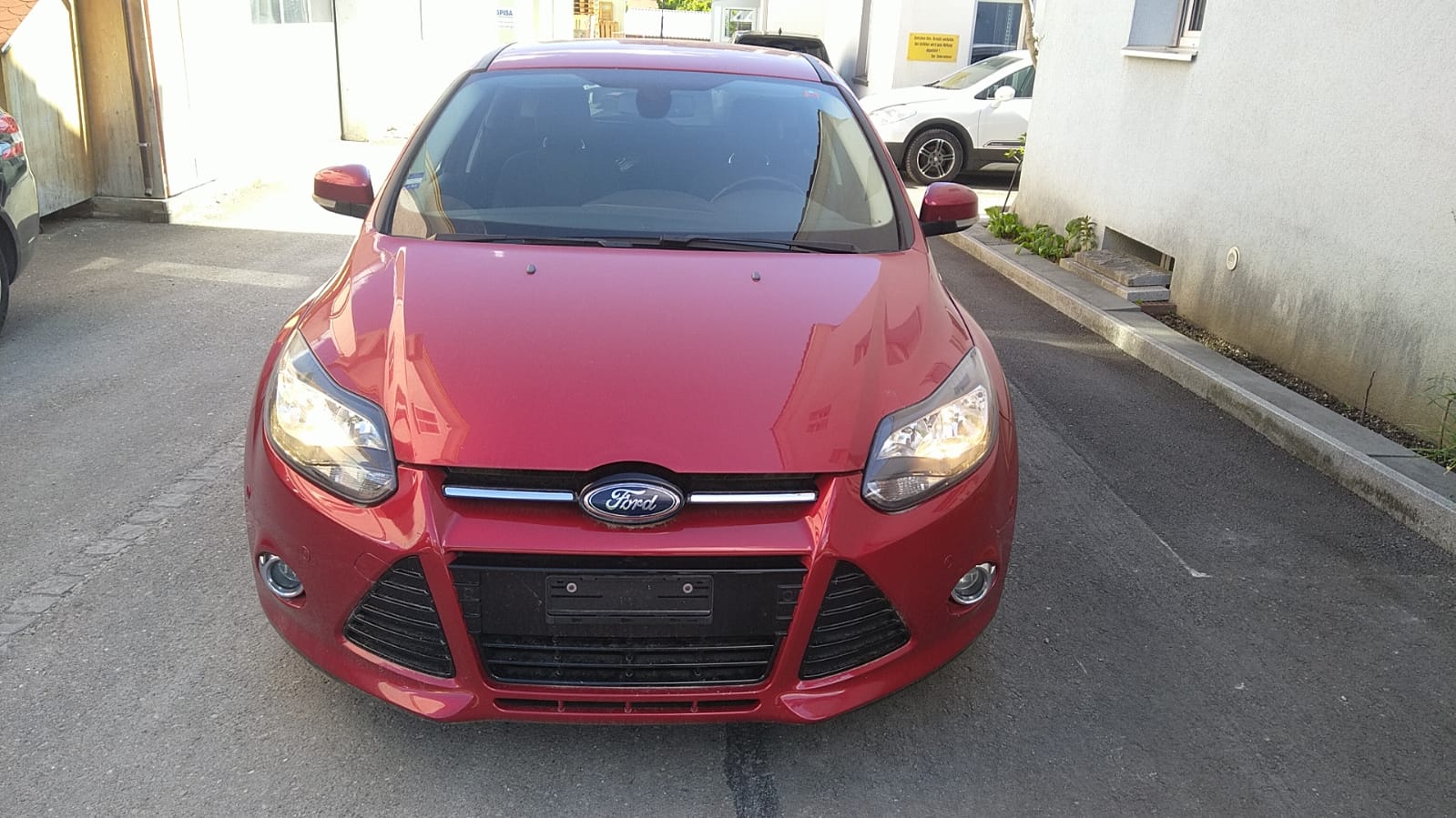 FORD Focus 1.6 SCTi Titanium-image-1