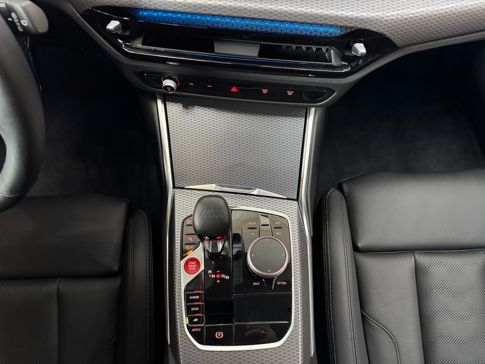BMW M3 Touring xDrive Competition M | Black Sapphire-image-26