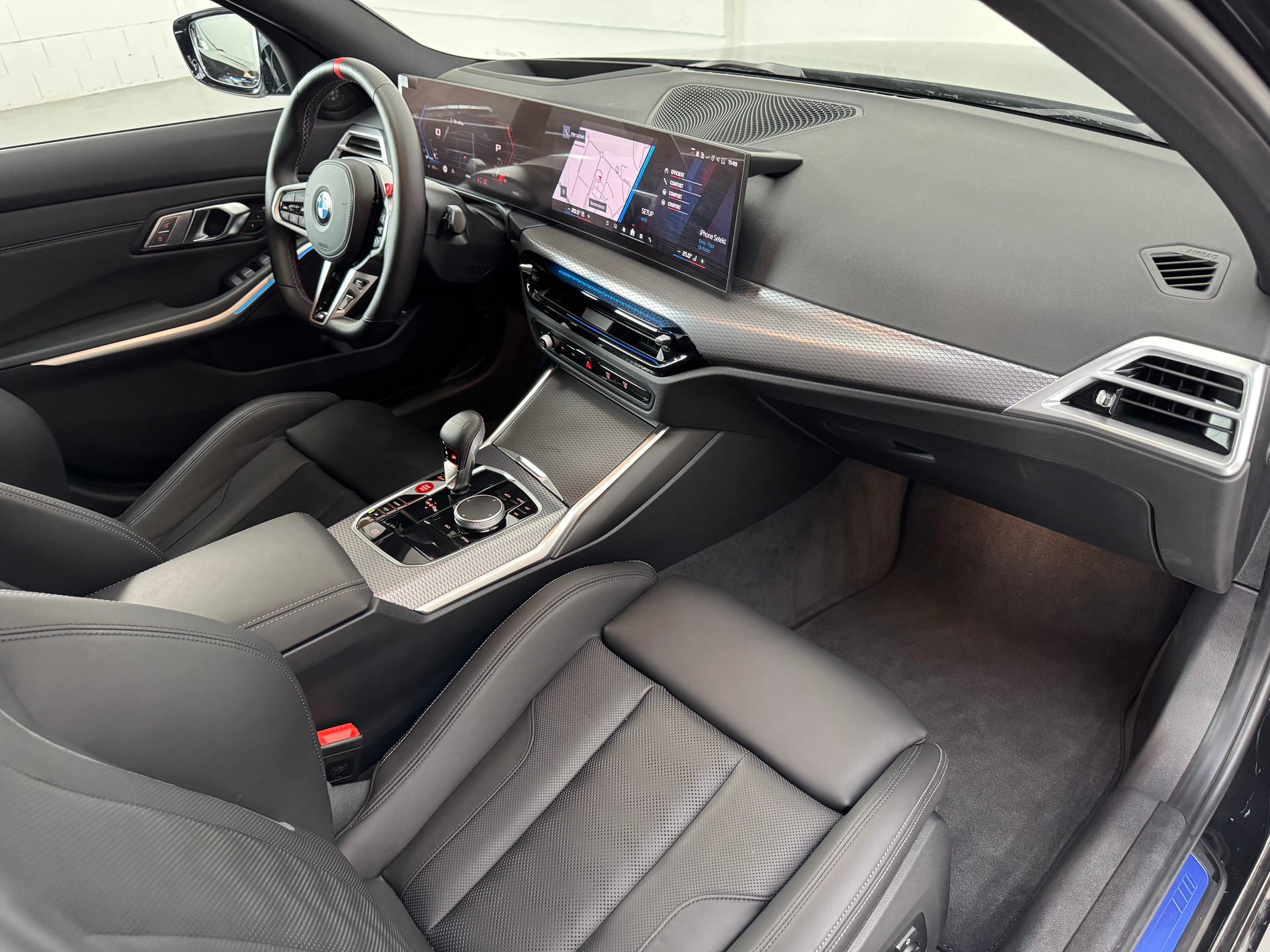 BMW M3 Touring xDrive Competition M | Black Sapphire-image-11