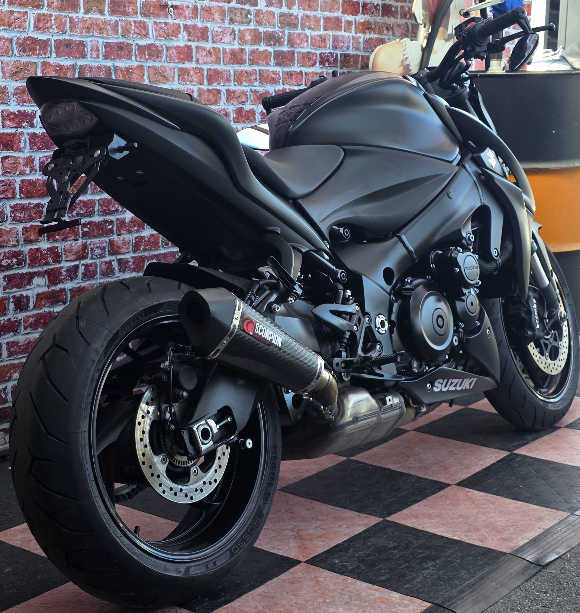 SUZUKI GSX-S 1000 ABS-image-5