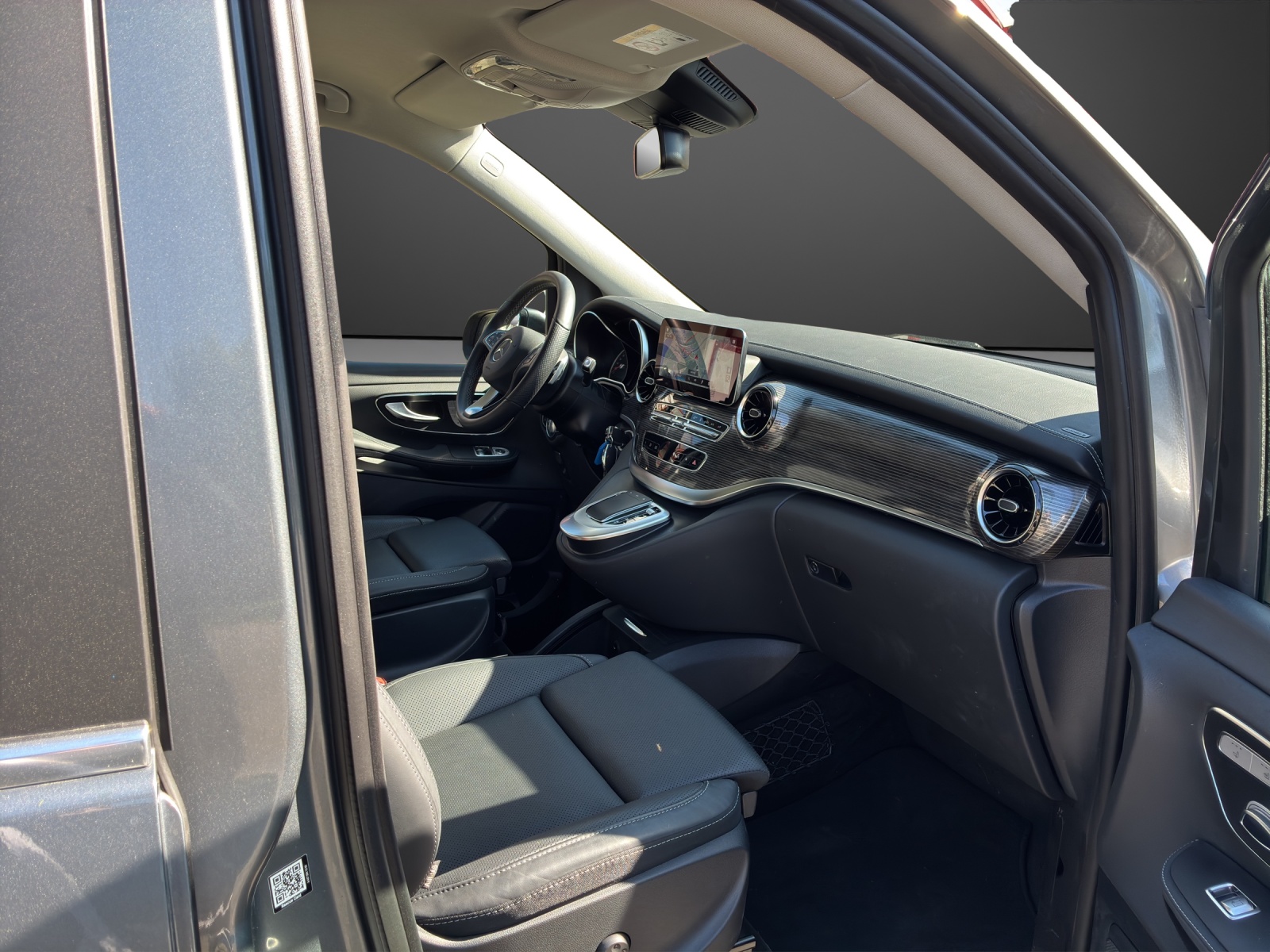 MERCEDES-BENZ V 300 d lang Avantgarde 4Matic 9G-Tronic-image-7