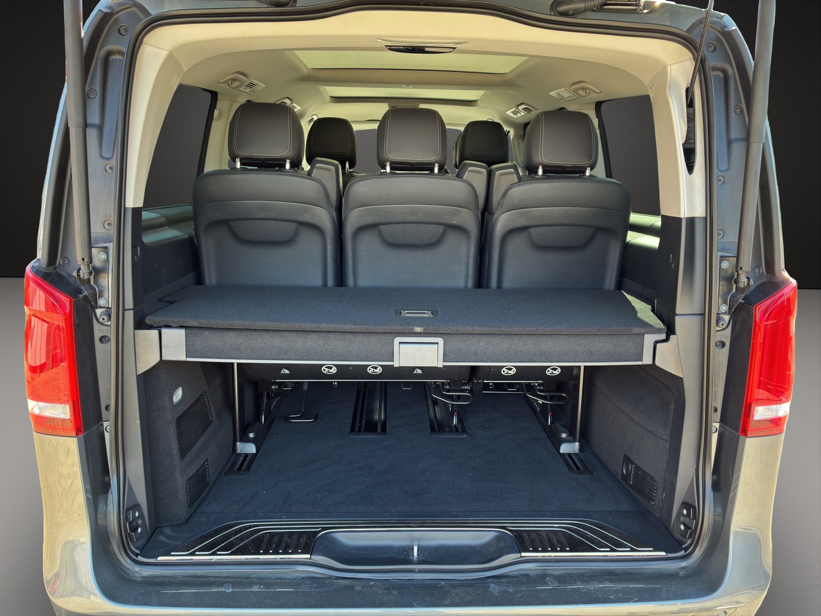 MERCEDES-BENZ V 300 d lang Avantgarde 4Matic 9G-Tronic-image-5