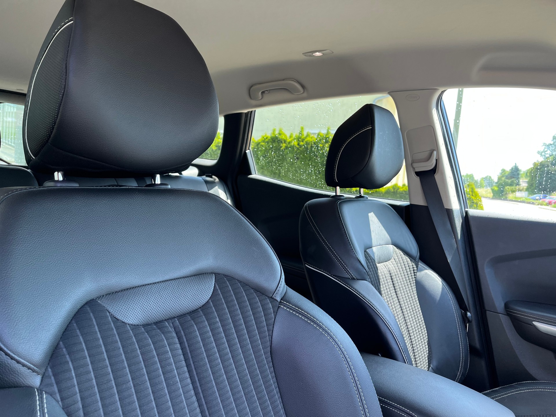 RENAULT Kadjar 1.2 16V Turbo Bose EDC-image-4