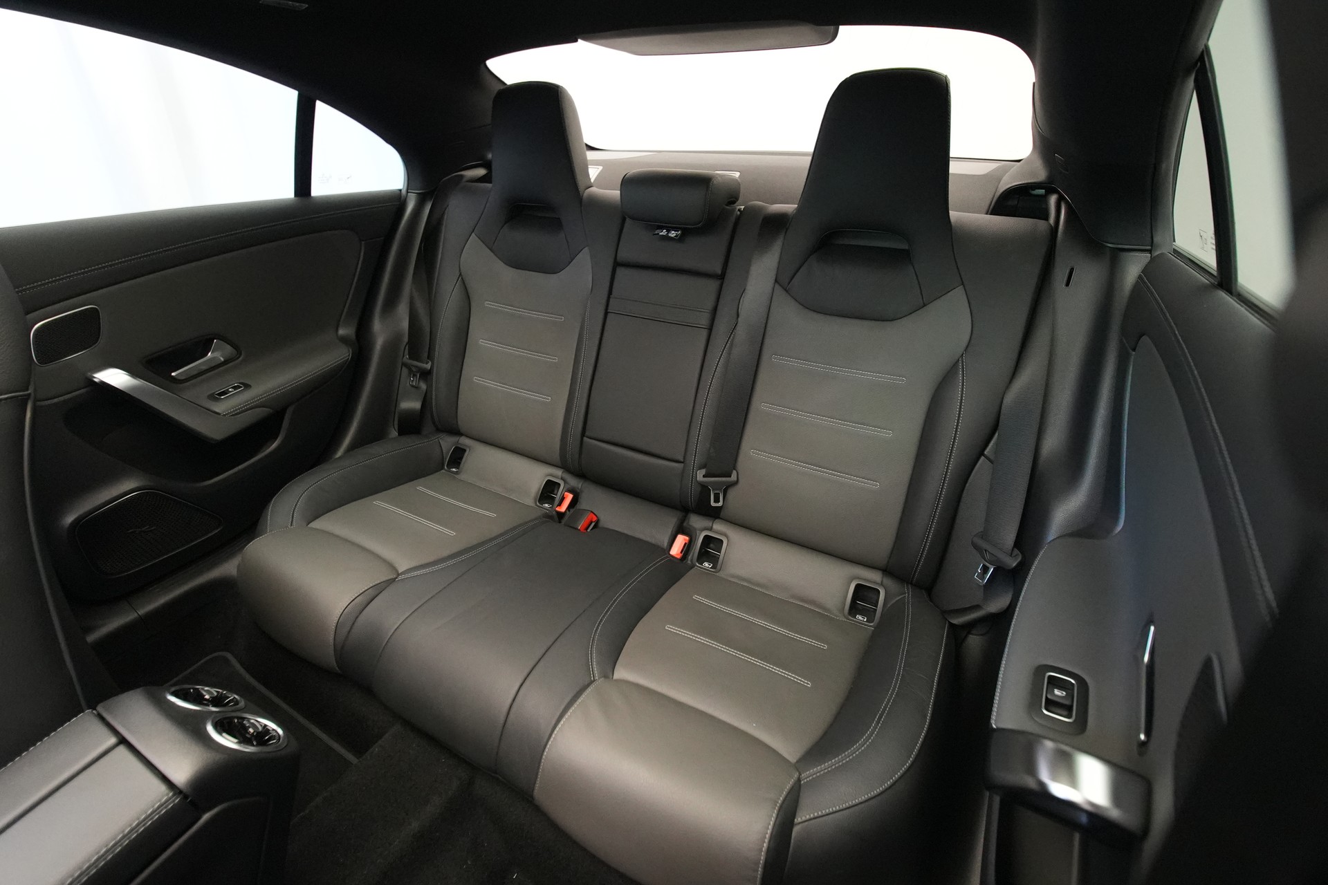MERCEDES-BENZ CLA 35 AMG 4Matic 7G-DCT *CH-Fahrzeug*-image-13