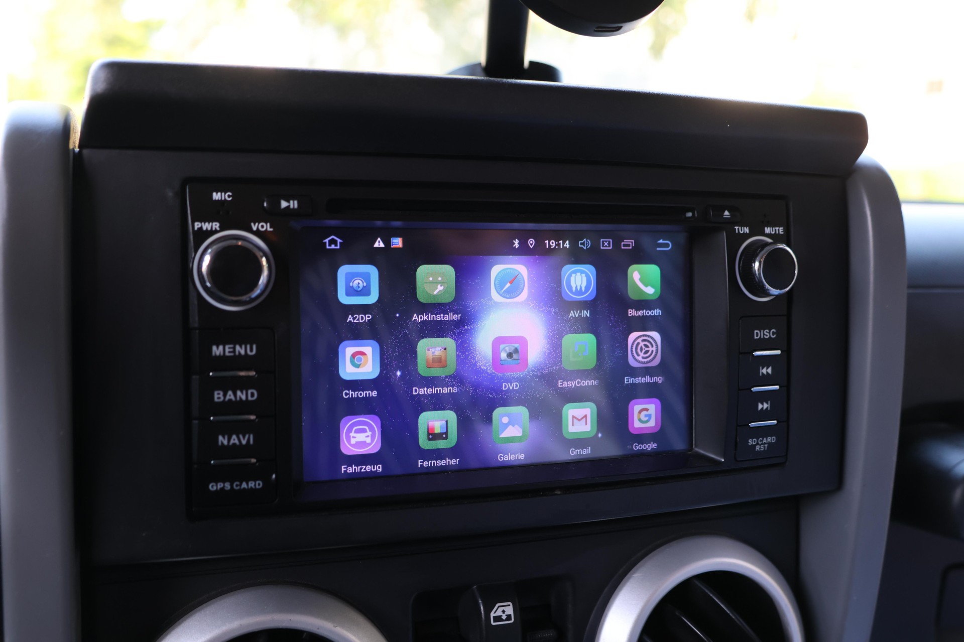 JEEP Wrangler 2.8CRD Unlimited Sahara Automatic (CH)-image-17