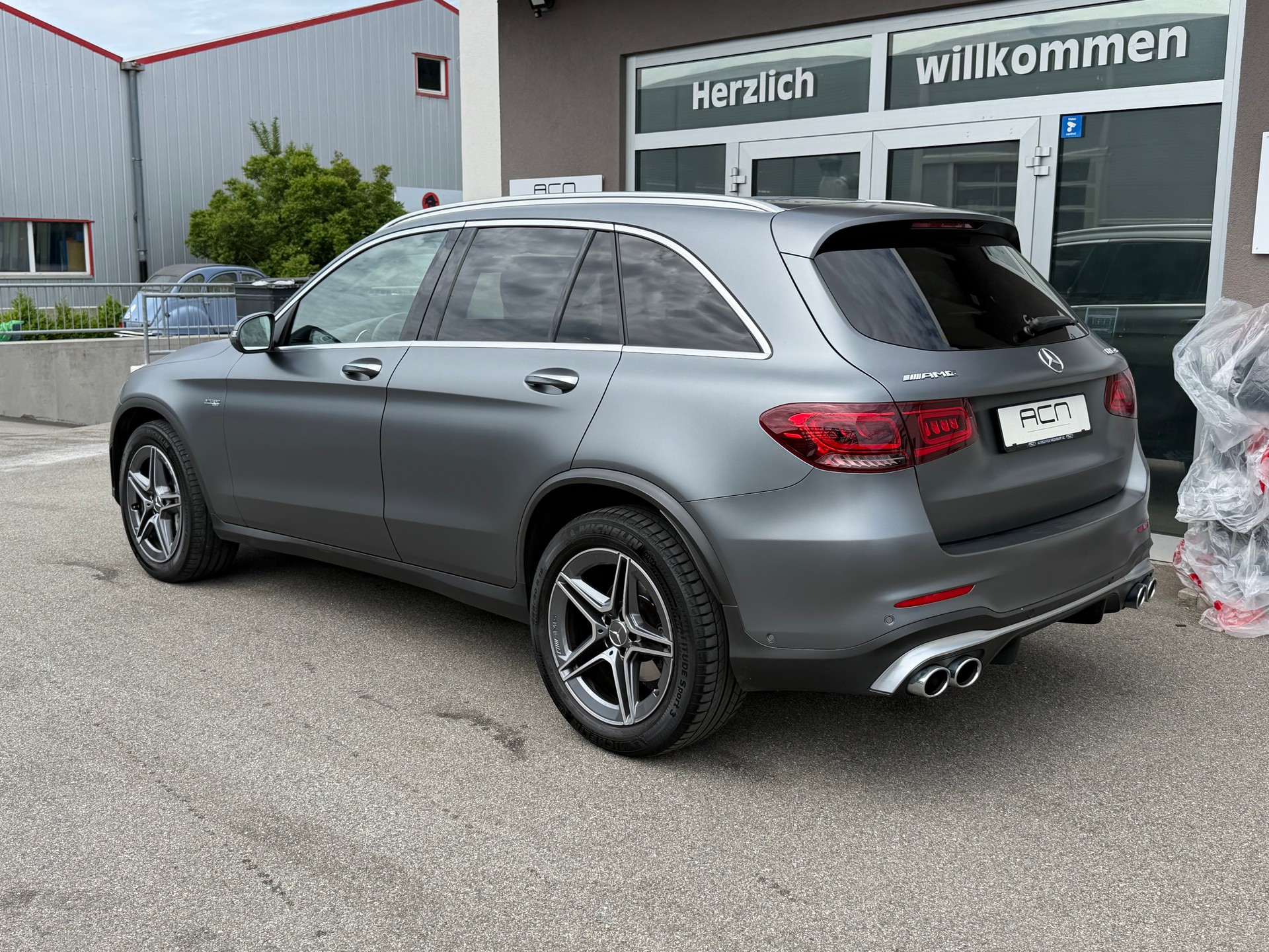 MERCEDES-BENZ GLC 43 AMG 4Matic 9G-Tronic-image-4