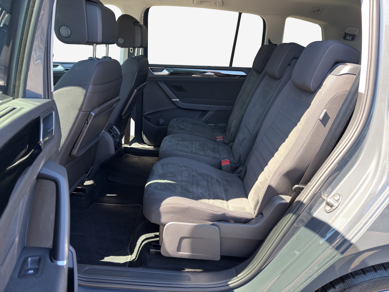 VW Touran 1.5 TSI EVO Highline DSG-image-9