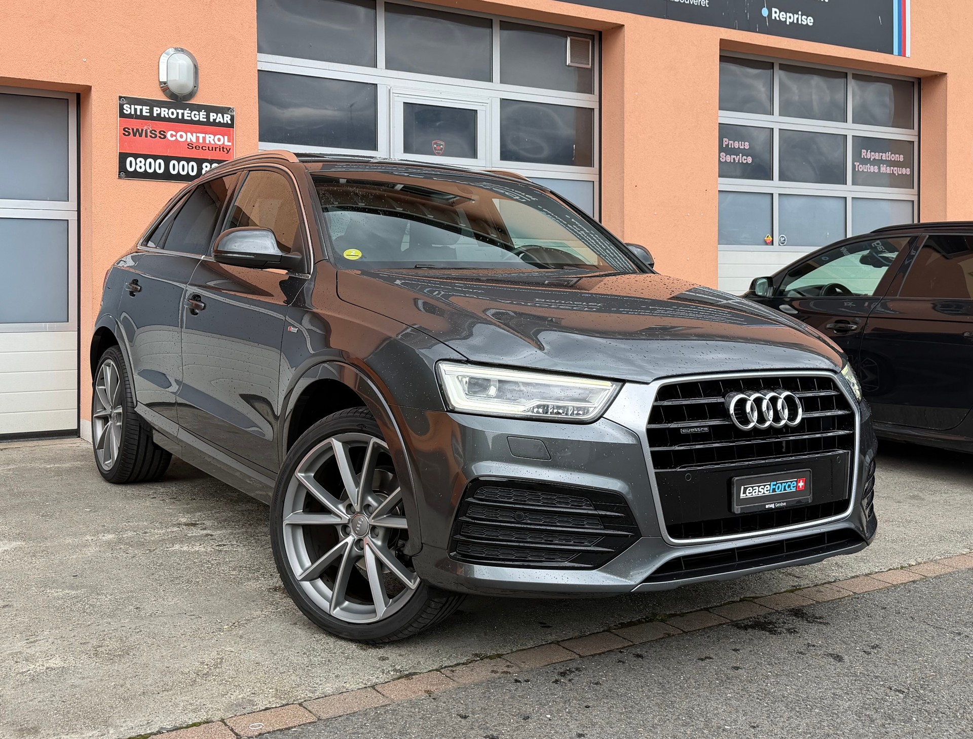 AUDI Q3 2.0 TDI S-Line quattro S-tronic