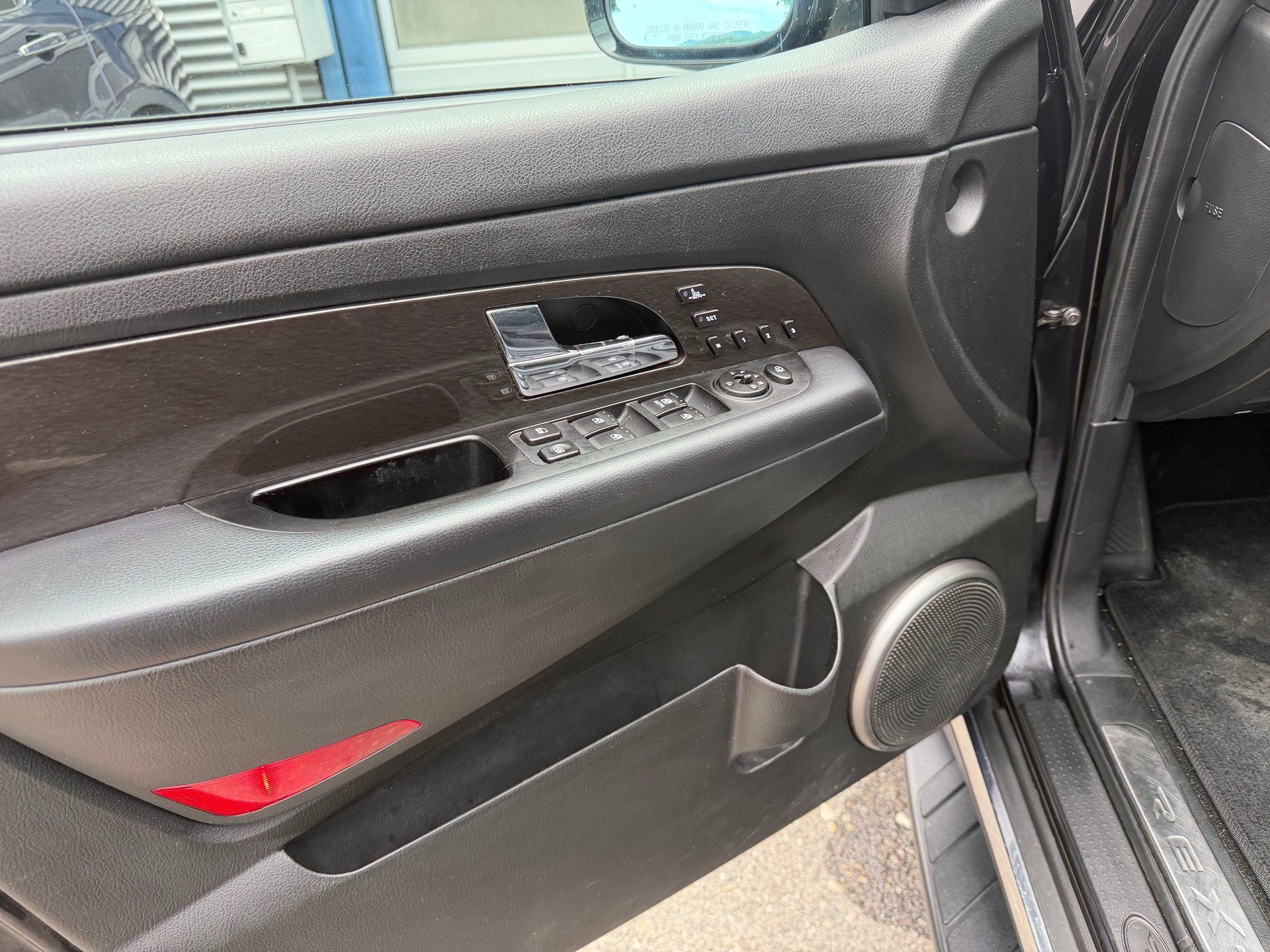 KGM-SsangYong Rexton RX200 e-XDi Quartz 4WD Automatic-image-12