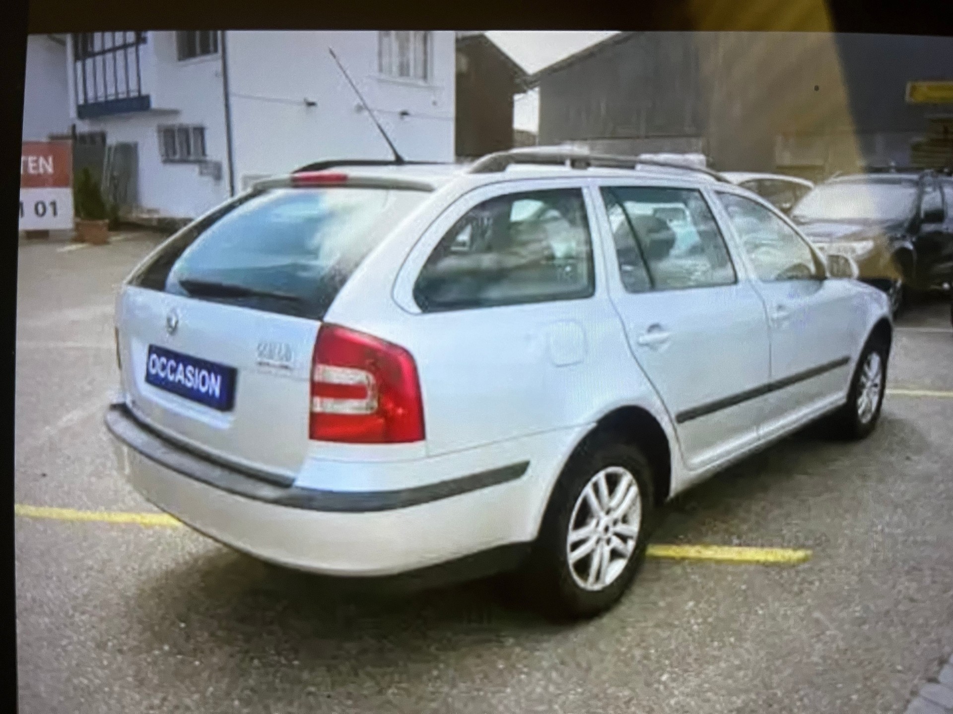 SKODA Octavia 1.9 TDI Swiss Adventure 4x4-image-6
