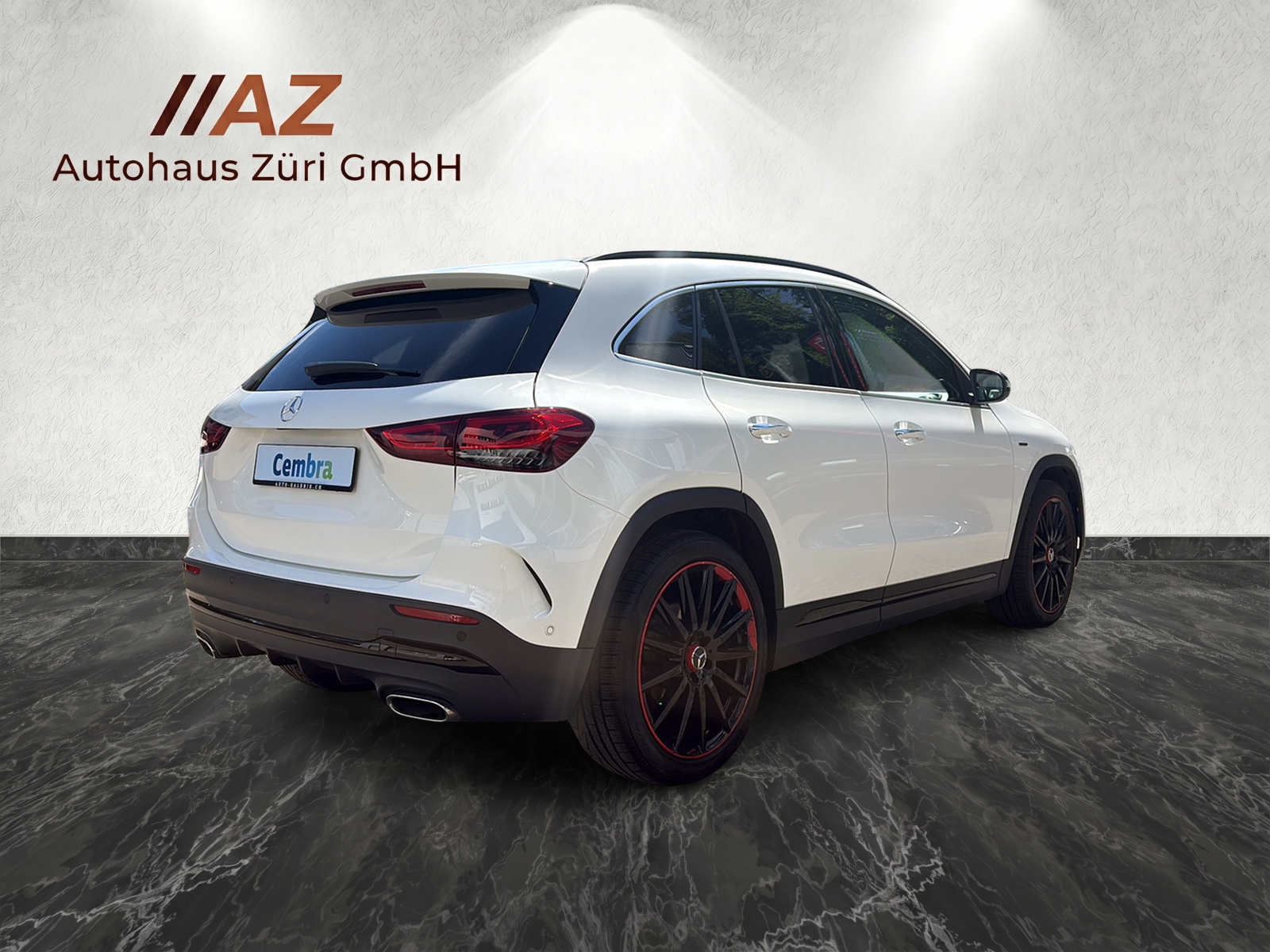 MERCEDES-BENZ GLA 200 Edition 1. AMG Line 7G-DCT-image-4