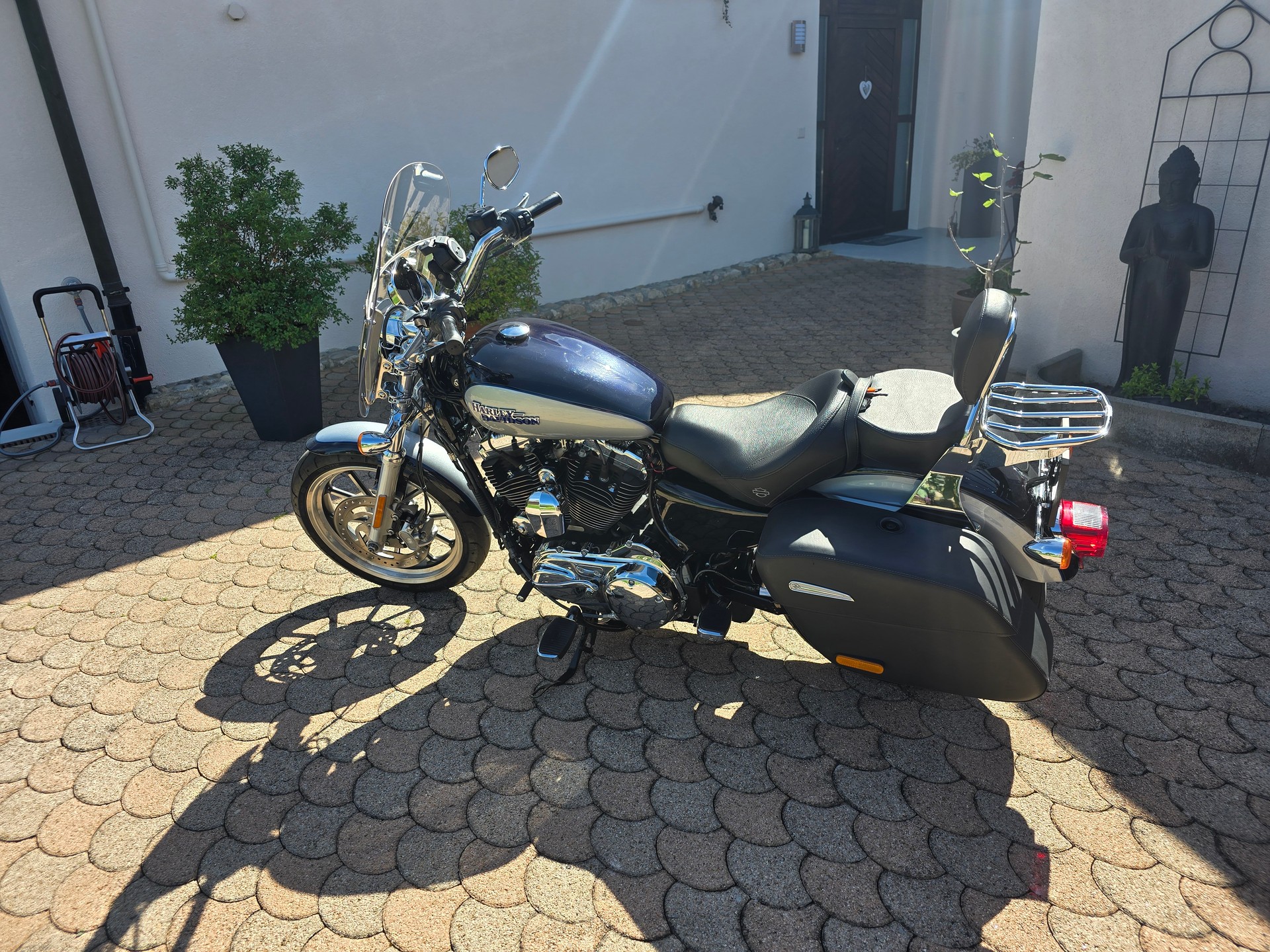 HARLEY-DAVIDSON XL 1200 T Super Low ABS-image-4