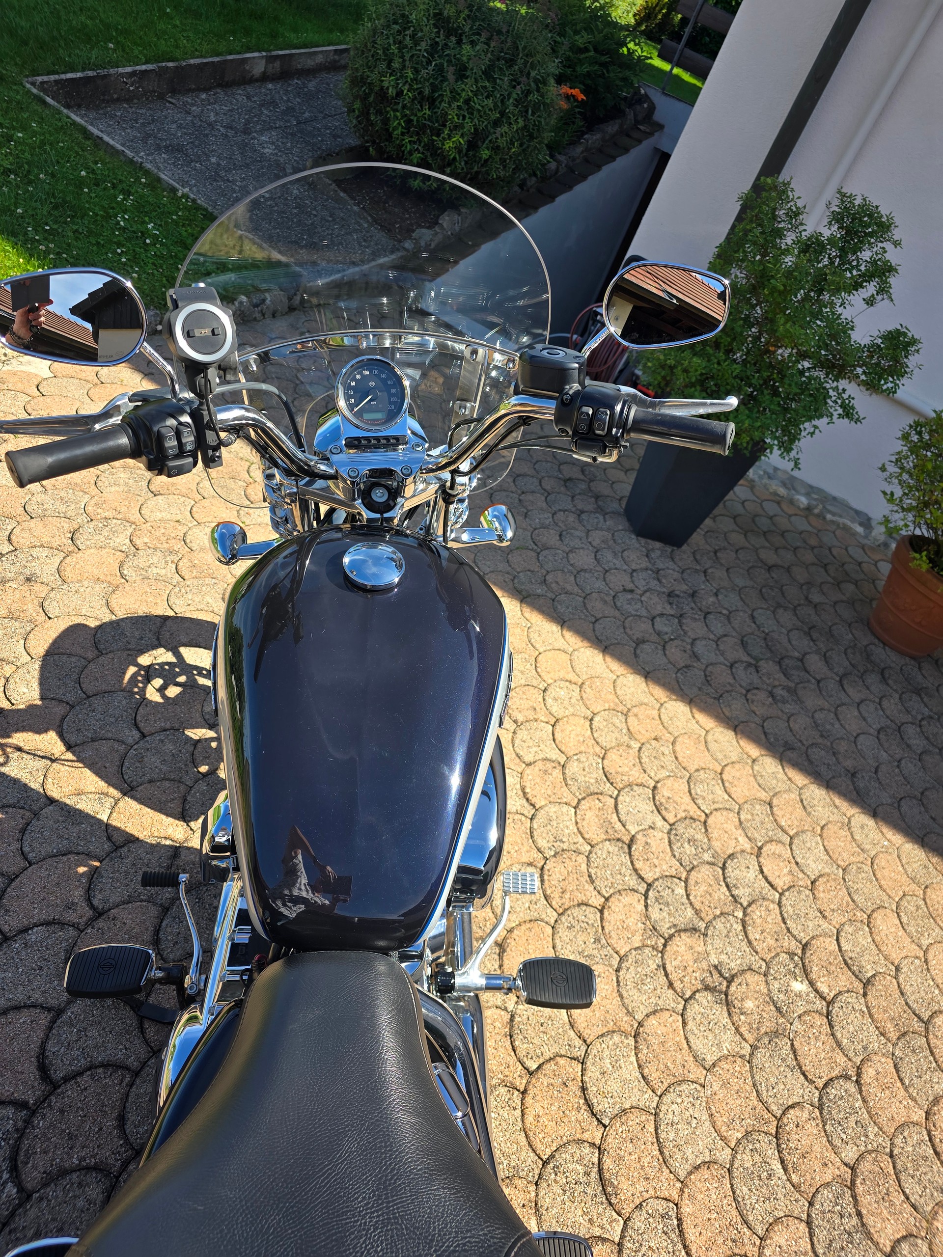 HARLEY-DAVIDSON XL 1200 T Super Low ABS-image-8