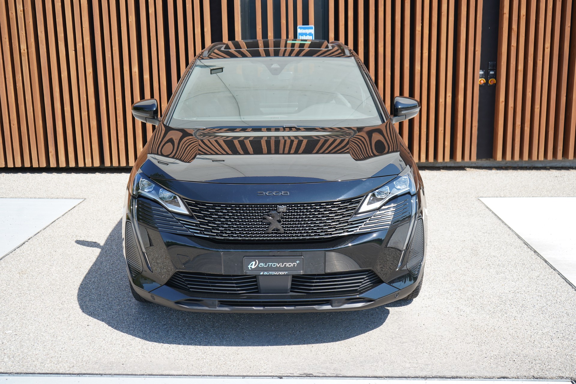 PEUGEOT 3008 1.5 BLUEHDi GT PACK BLACK EAT8 l 130 PS-image-12