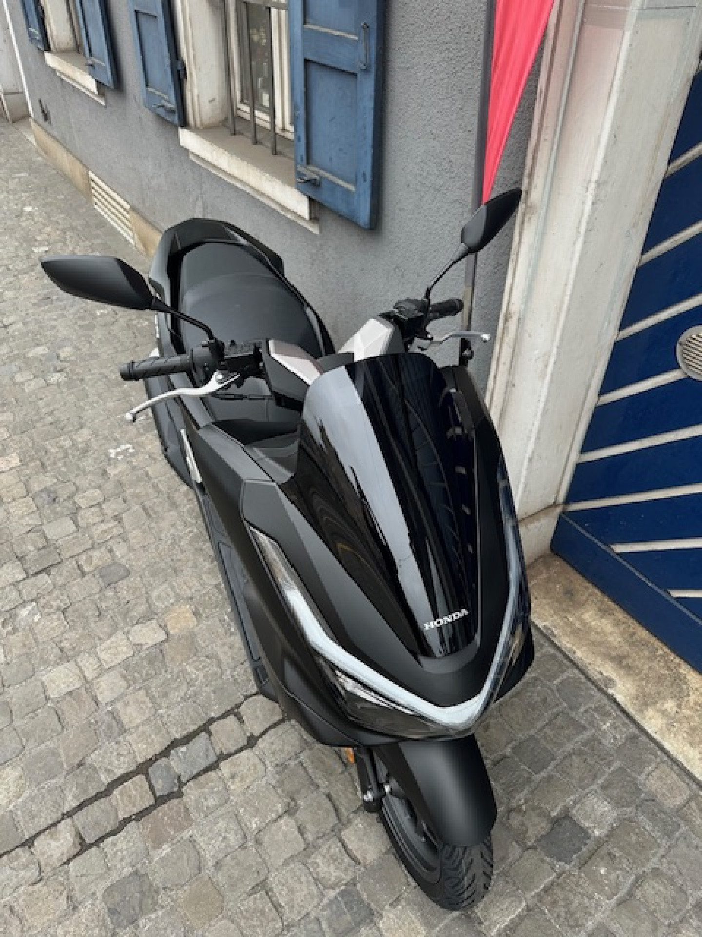HONDA PCX 125 DX Modell mit TFT Display/ Aktion -290.--image-8
