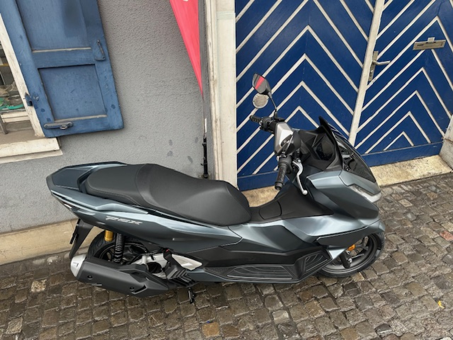 HONDA PCX 125 DX Modell mit TFT Display/ Aktion -290.--image-7