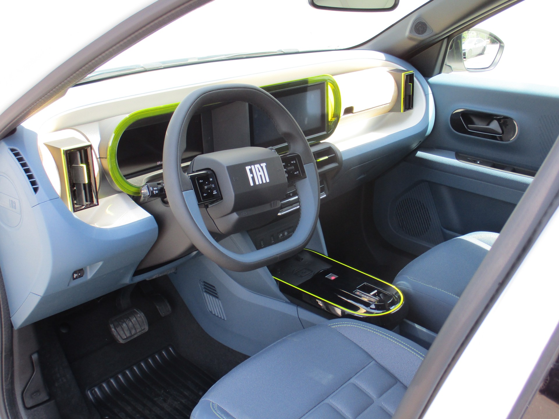 FIAT Grande Panda 1.2 MHEV La Prima-image-6