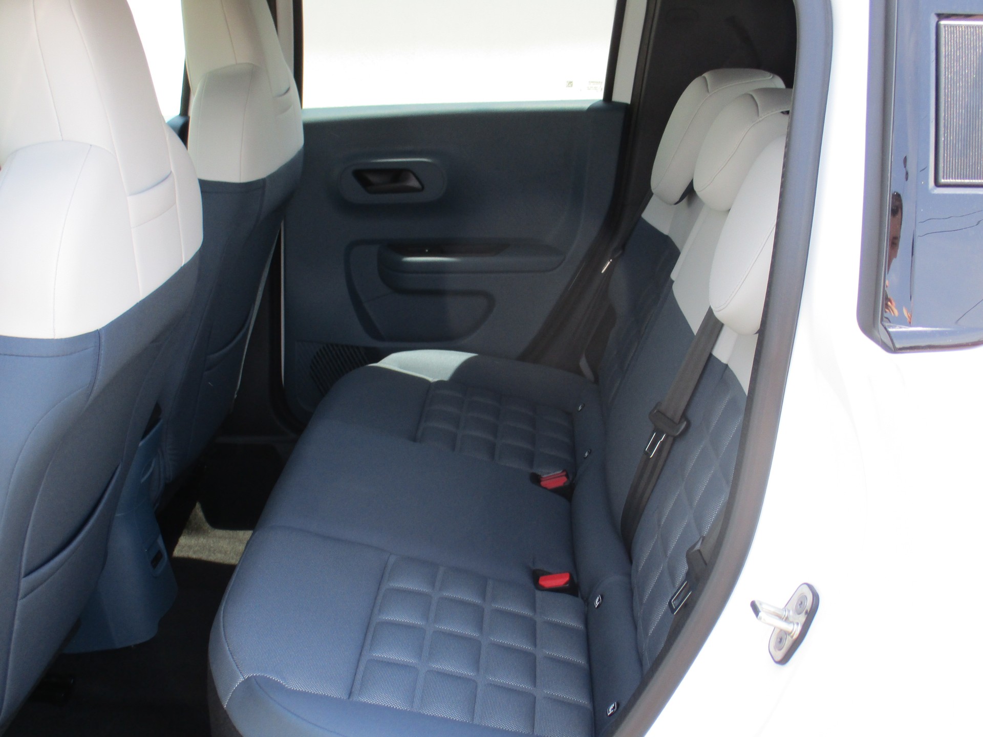 FIAT Grande Panda 1.2 MHEV La Prima-image-4