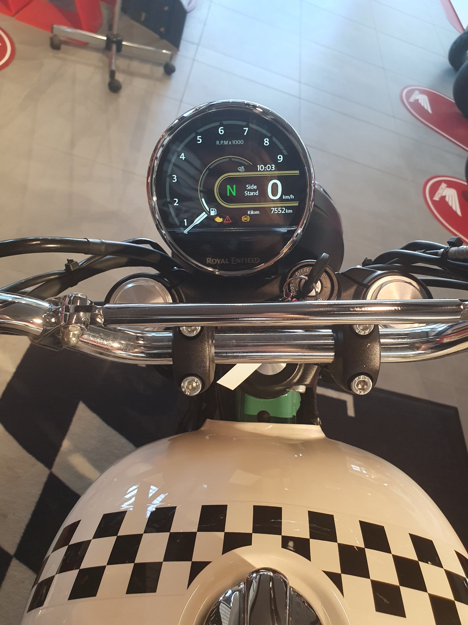 ROYAL ENFIELD Interceptor 650 Dual-image-4