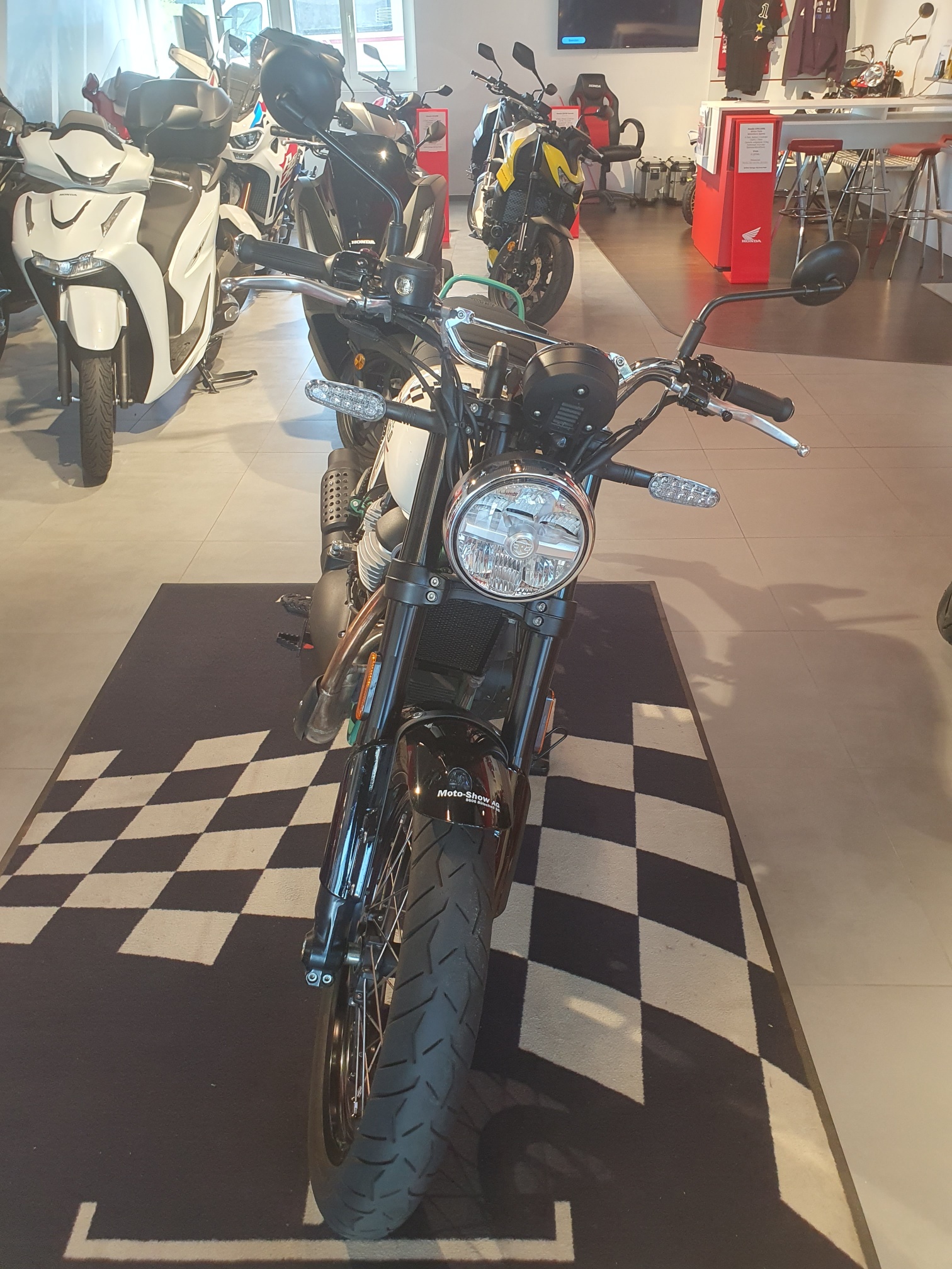 ROYAL ENFIELD Interceptor 650 Dual-image-1
