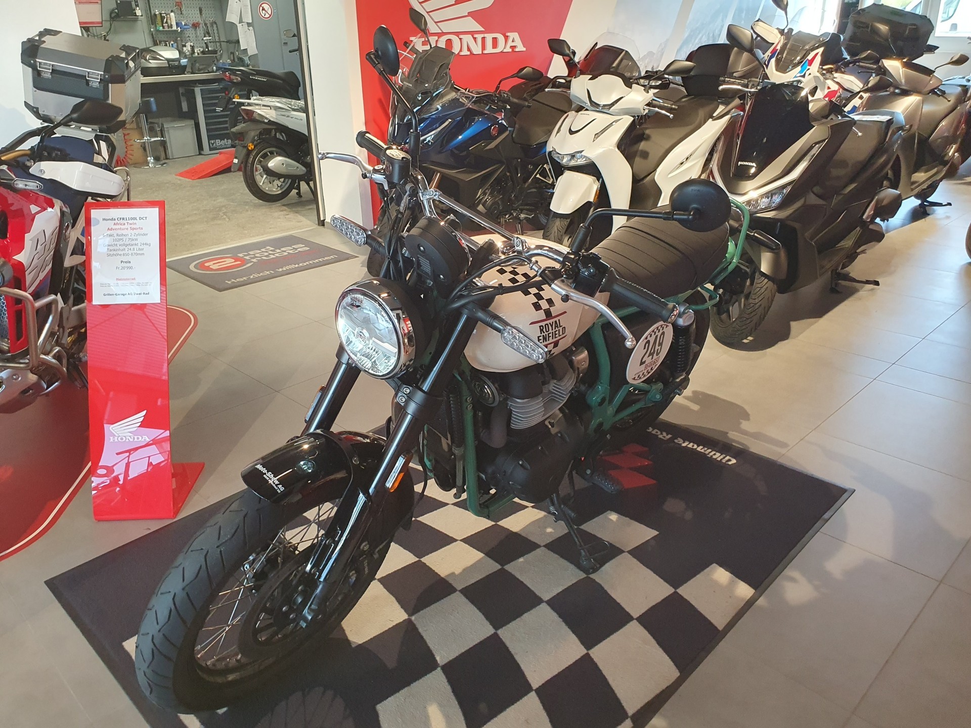 ROYAL ENFIELD Interceptor 650 Dual-image-5