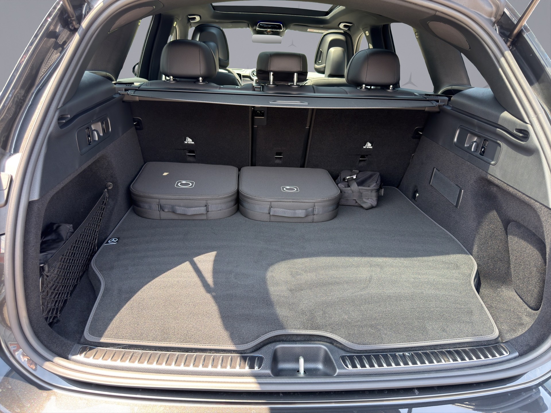 MERCEDES-BENZ GLC 400 e EQ Star AMG Line 4matic-image-20