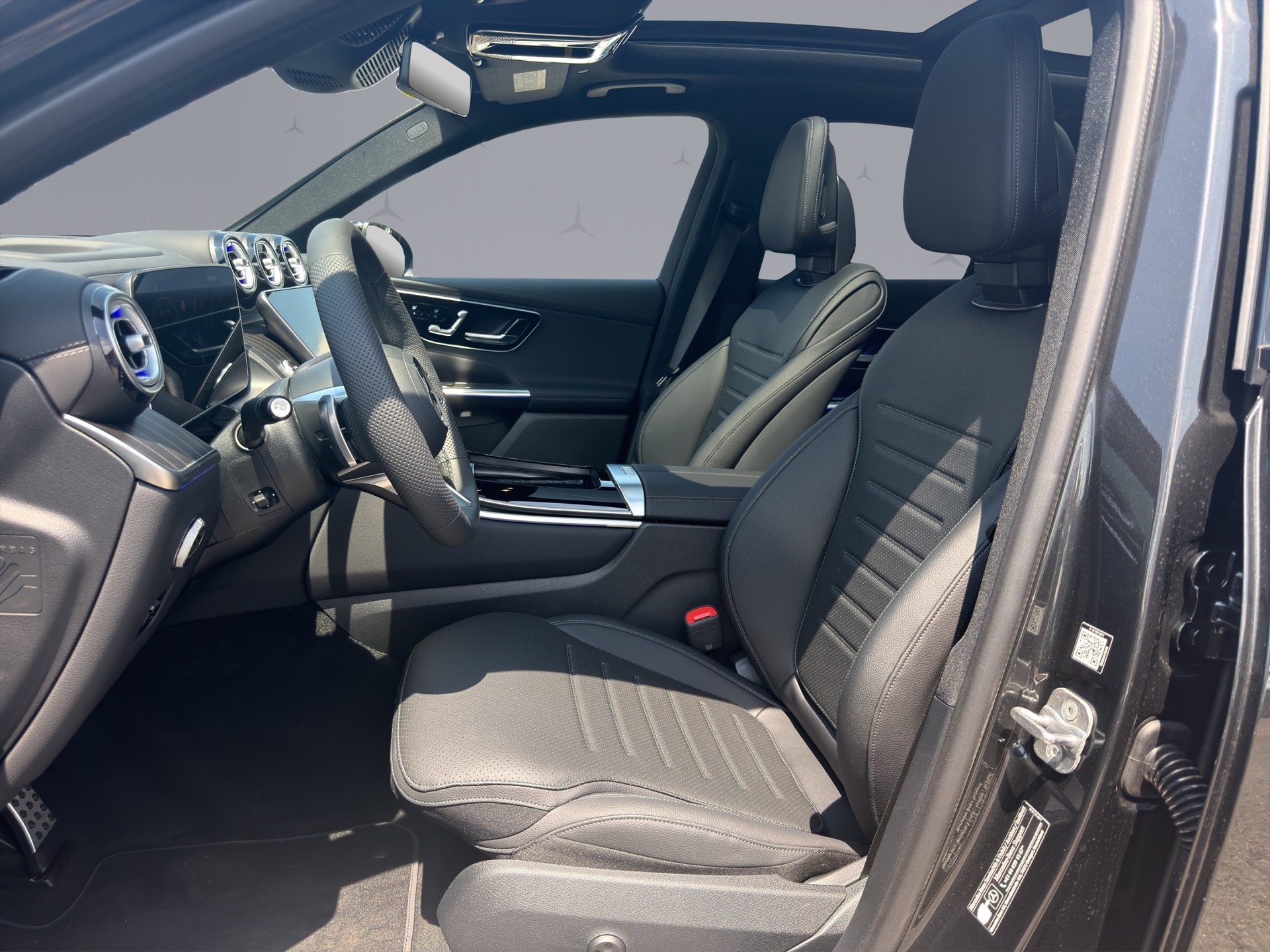 MERCEDES-BENZ GLC 400 e EQ Star AMG Line 4matic-image-8