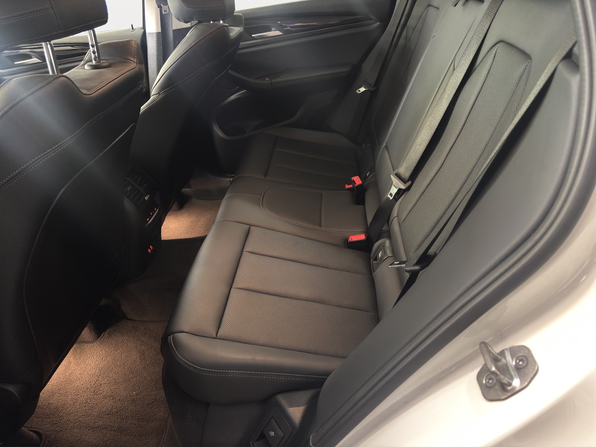 BMW X3 xDrive 30e-image-11