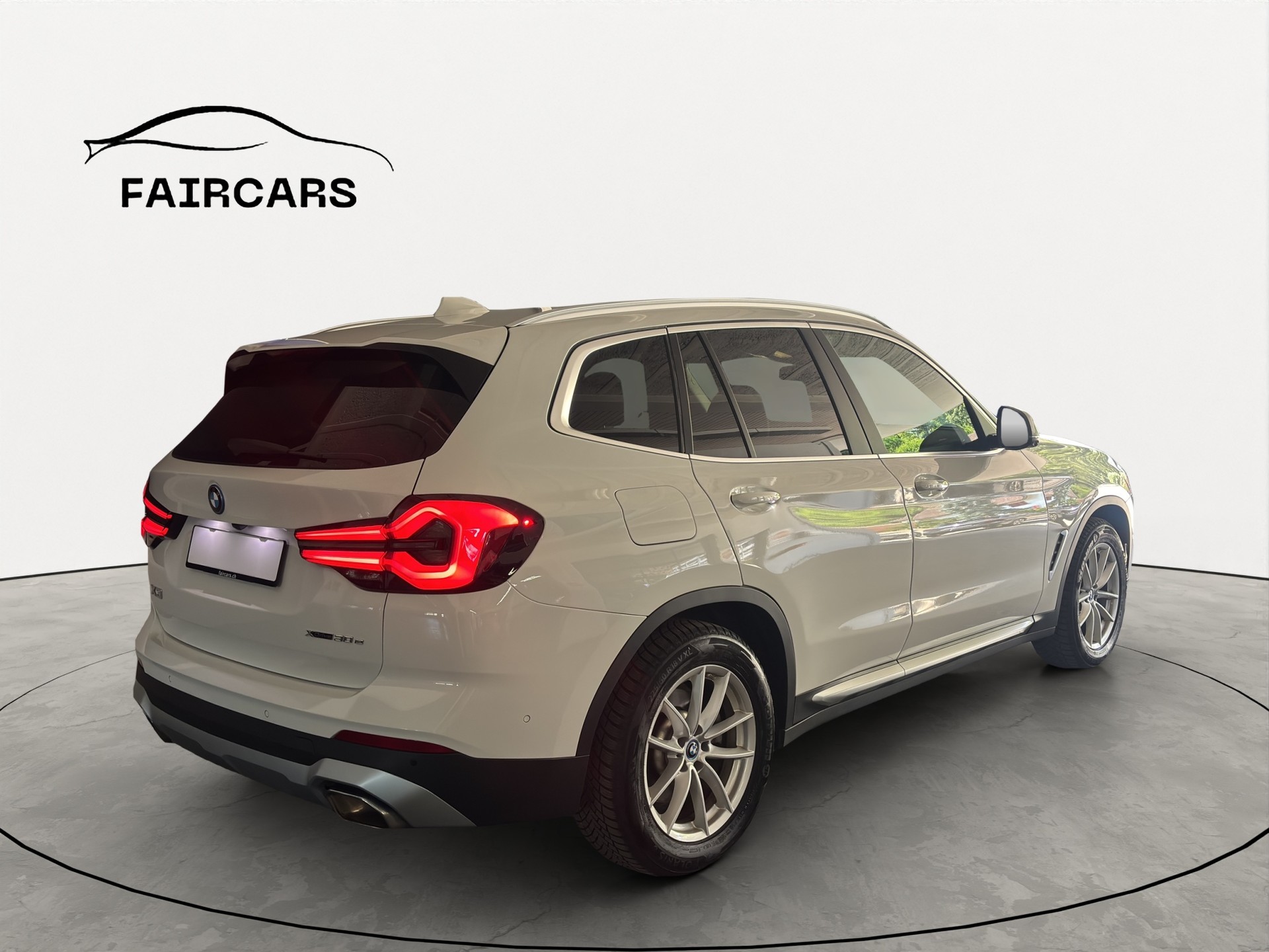 BMW X3 xDrive 30e-image-4