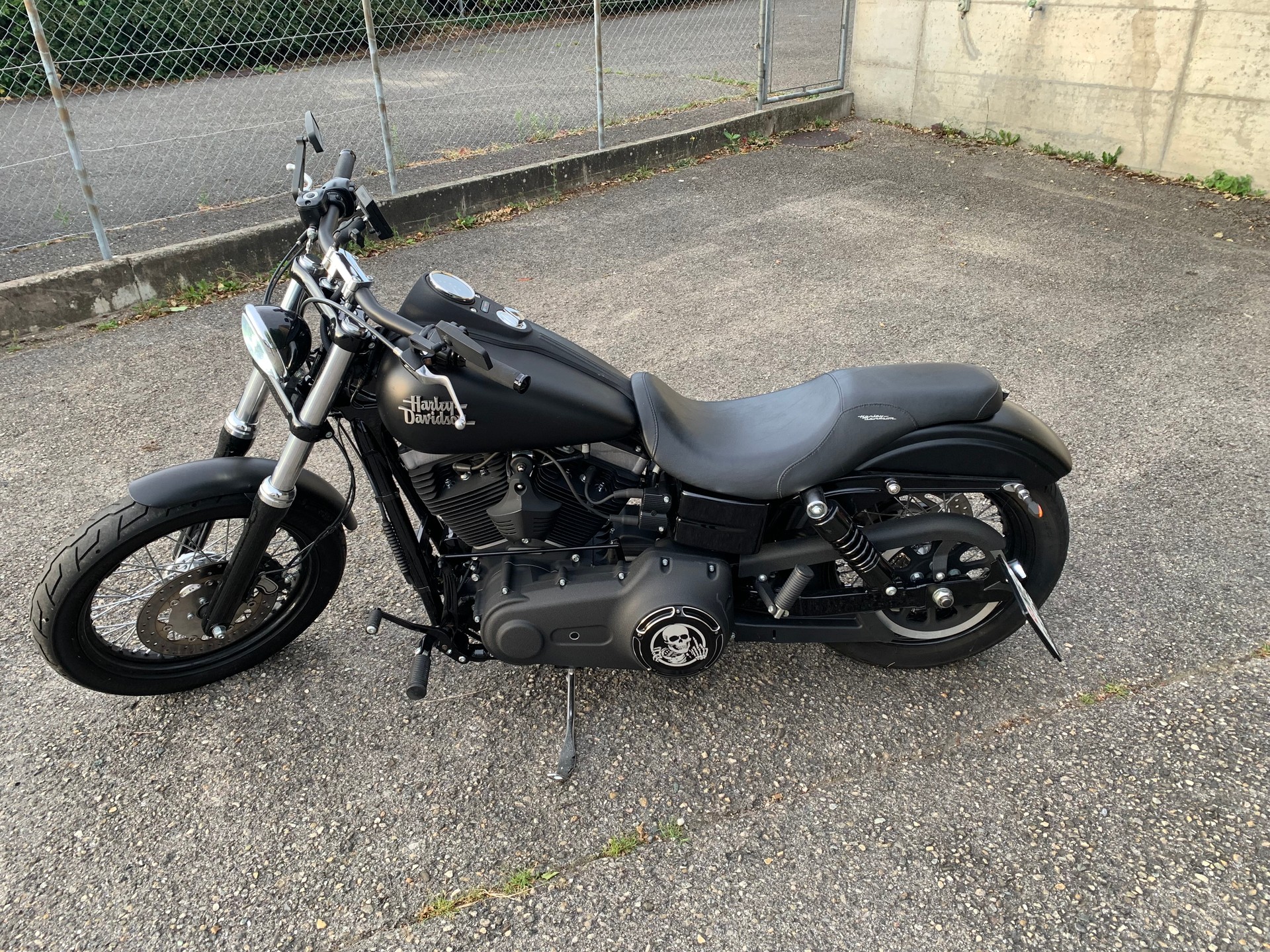 HARLEY-DAVIDSON FXDB Dyna Street Bob ABS-image-1