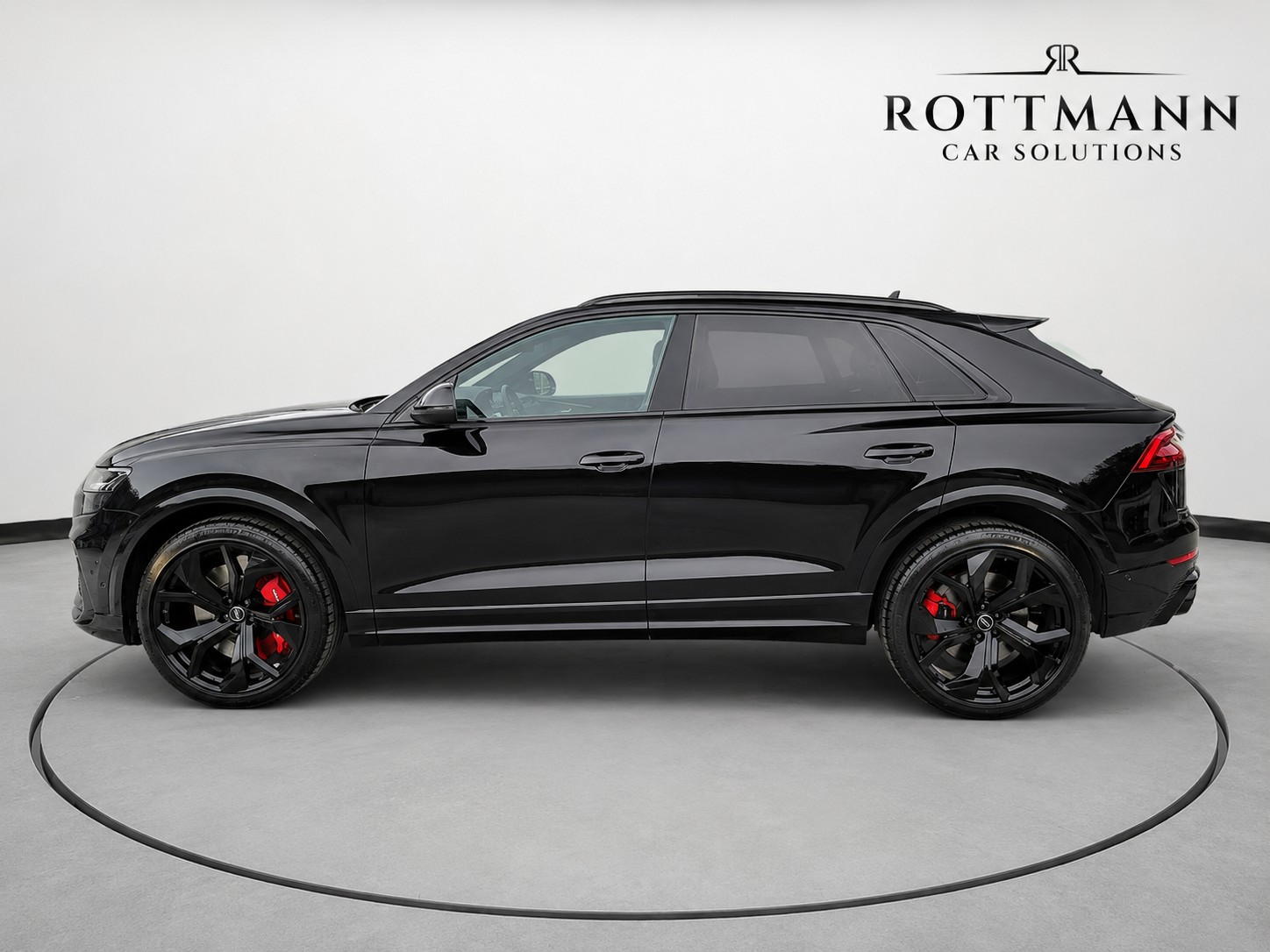 AUDI RSQ8 quattro tiptronic