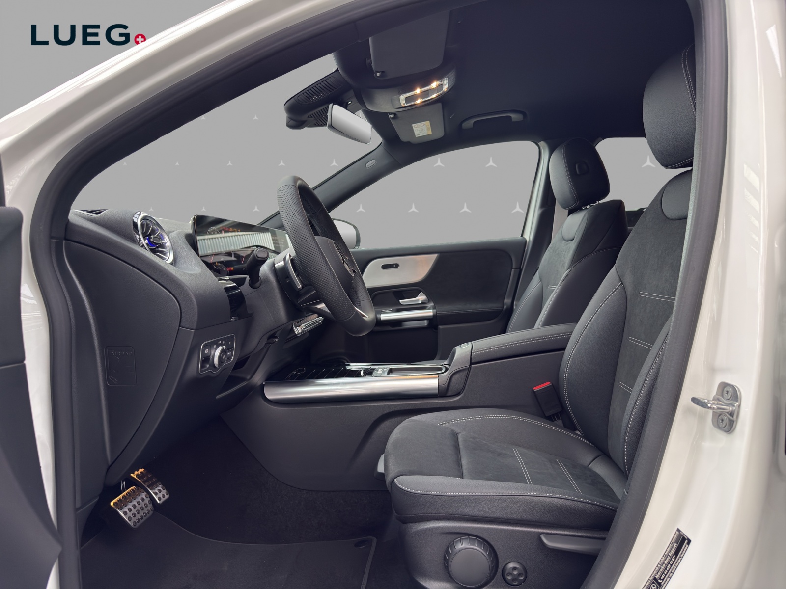 MERCEDES-BENZ GLA 220d 4Matic 8G-DCTSwiss Star-image-8