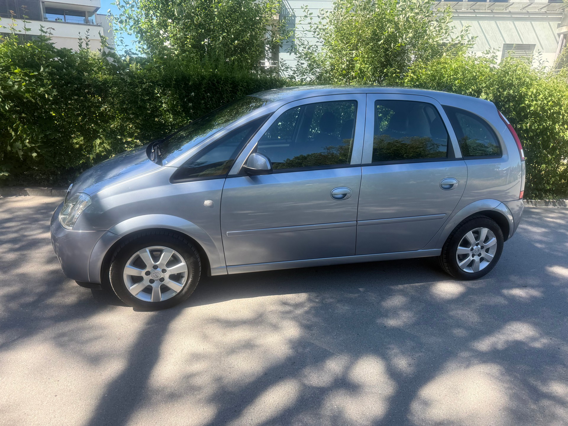 OPEL Meriva 1.7 CDTi Linea Fresca-image-11