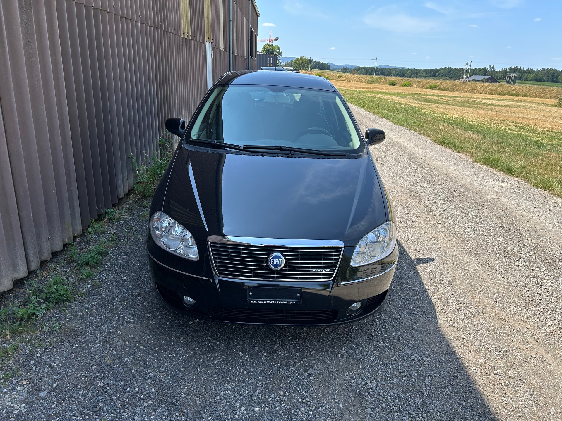FIAT Croma 1.9 16V JTD Emotion mit frische Ab MFK +service