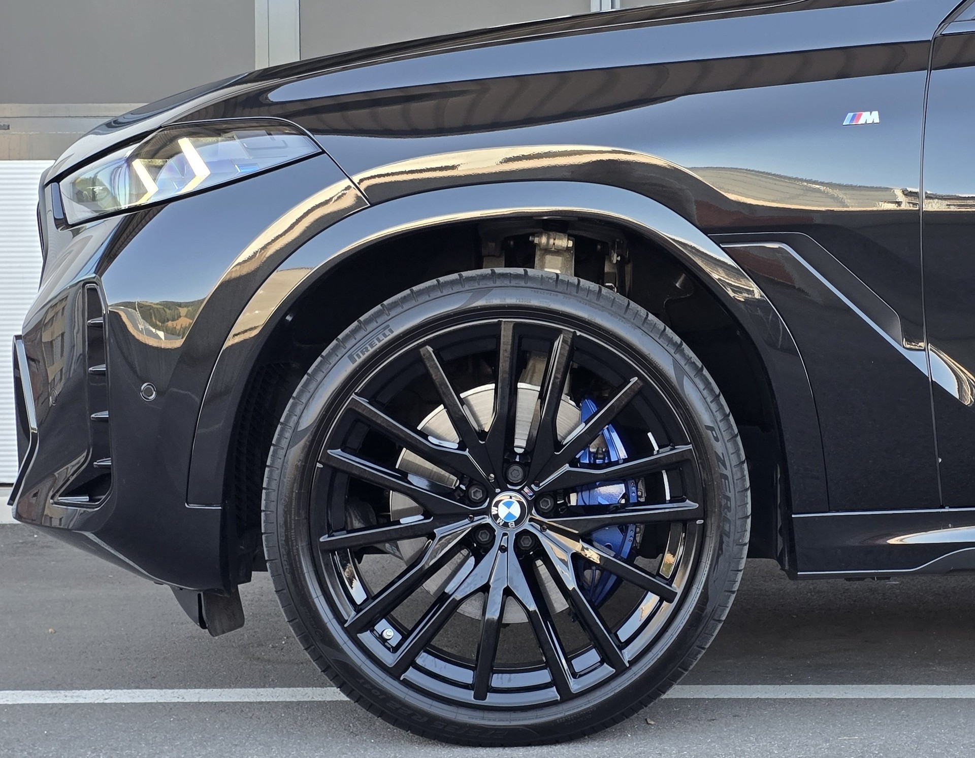 BMW X6 xDrive 48V 40d M Sport Pro Steptronic-showroom-element-2