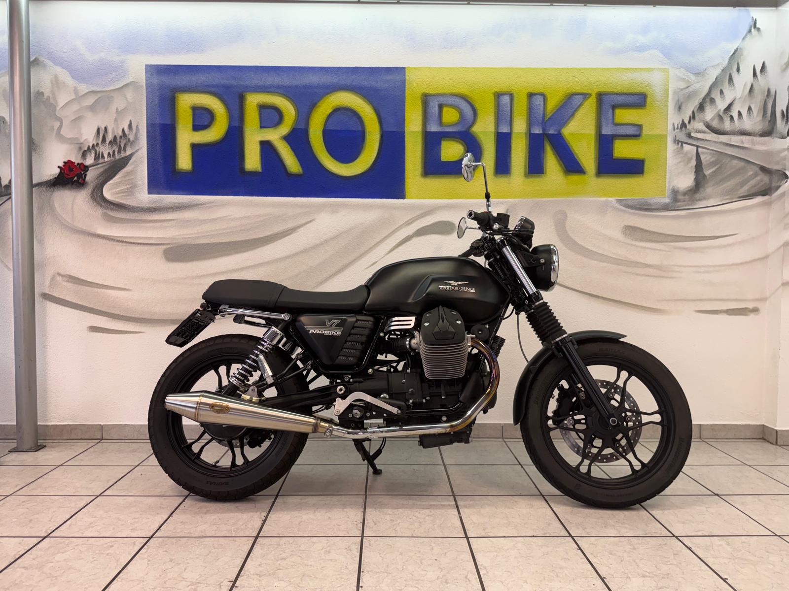 MOTO GUZZI V7-image-1