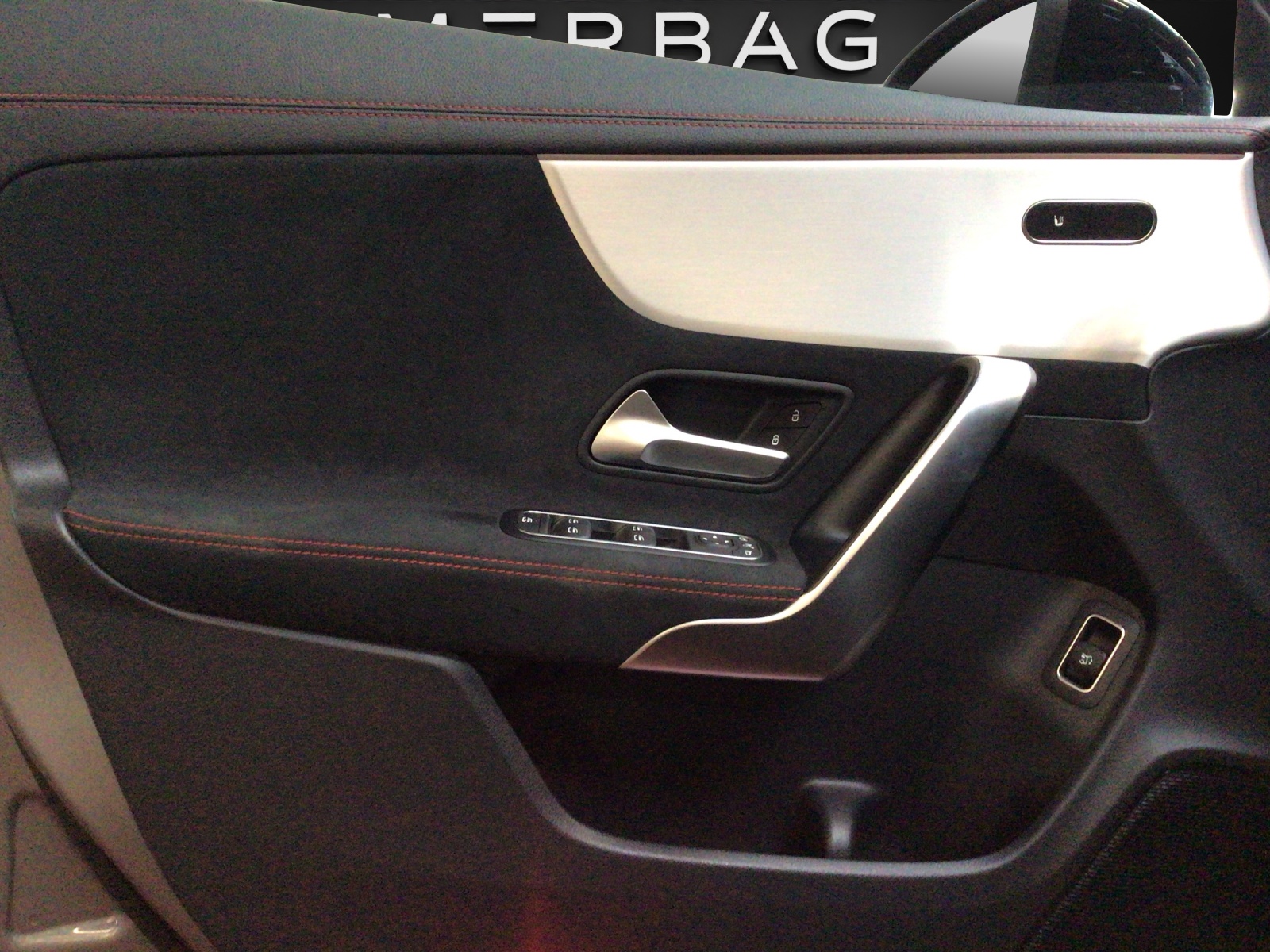 MERCEDES-BENZ CLA SB 250 AMG Line 4M 7G-image-11