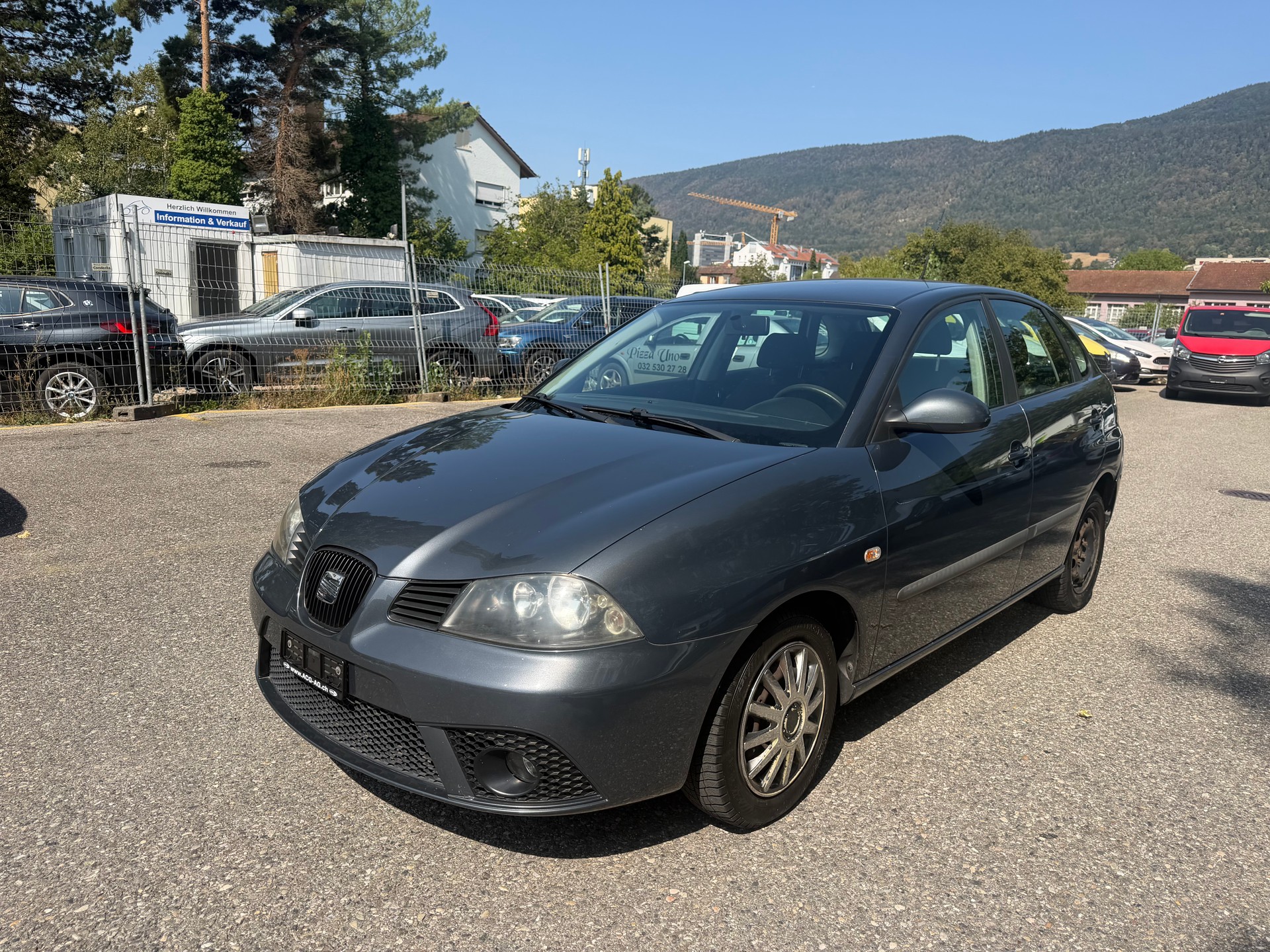 SEAT Ibiza 1.4 16V Reference ** Klima-auto ** 04x Airbag ** Frisch Ab MFK
