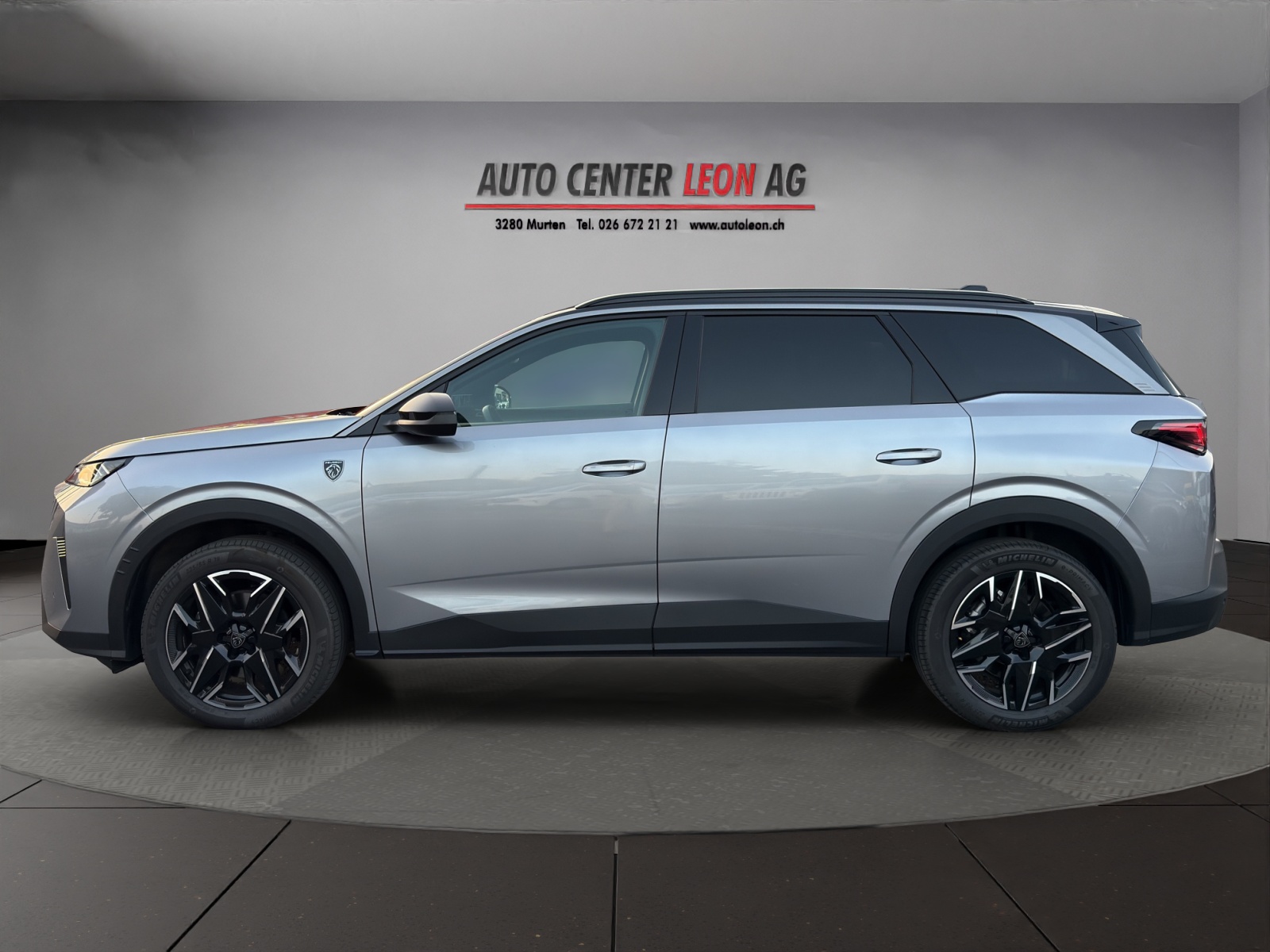PEUGEOT 5008 145 Hybrid e-DCS6 GT-showroom-element-2