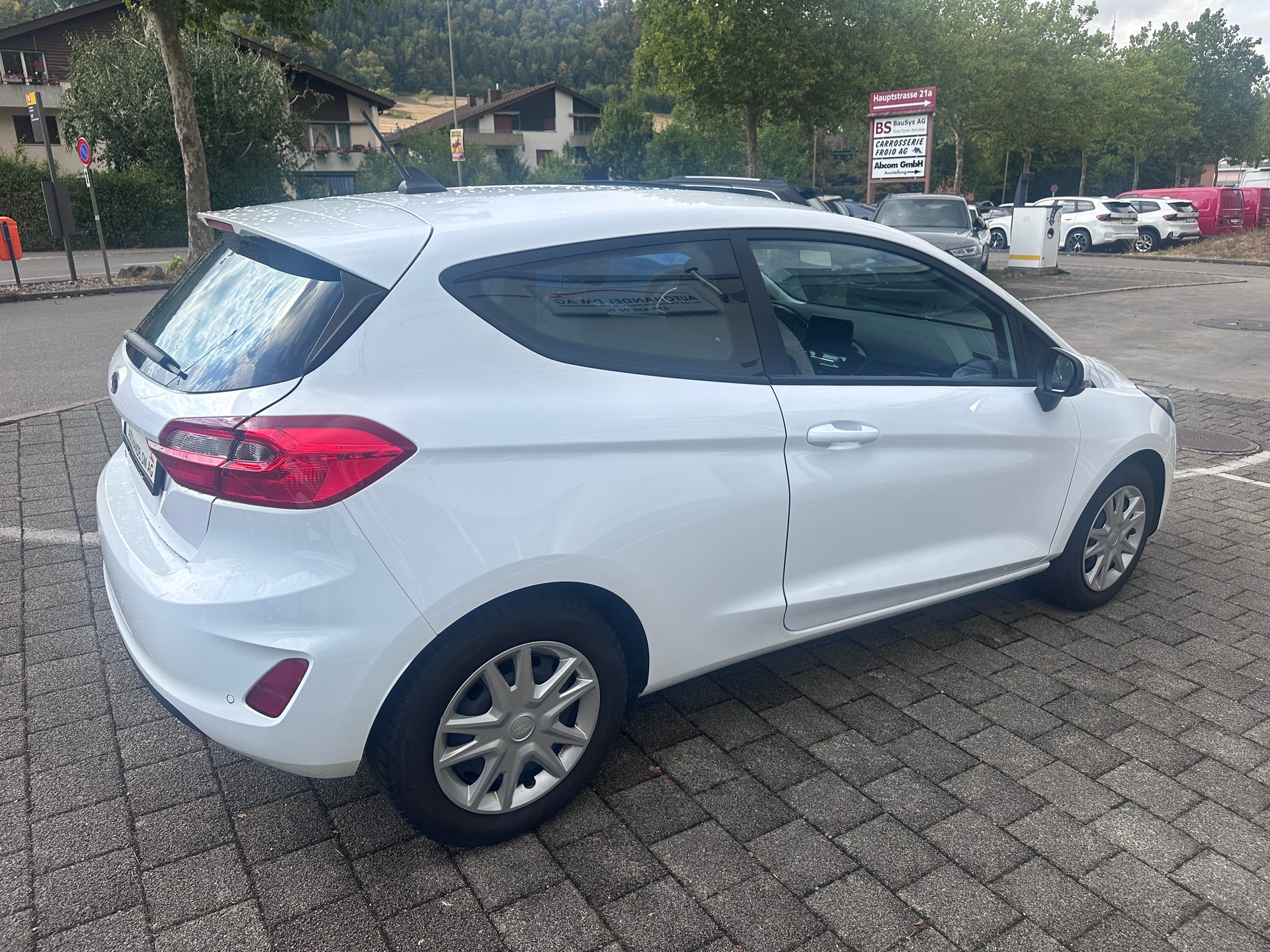 FORD Fiesta 1.0 SCTi Cool & Connect-image-17
