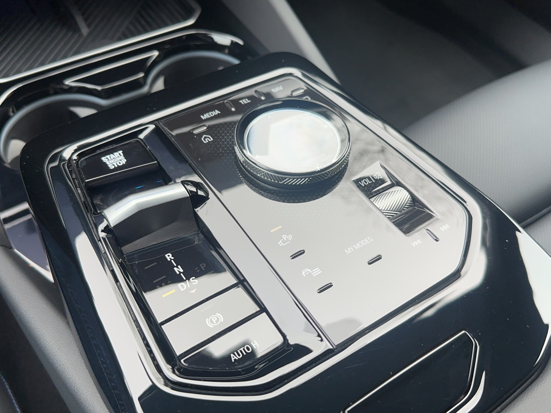 BMW 520d xDrive 48V M Sport 4x4-image-18