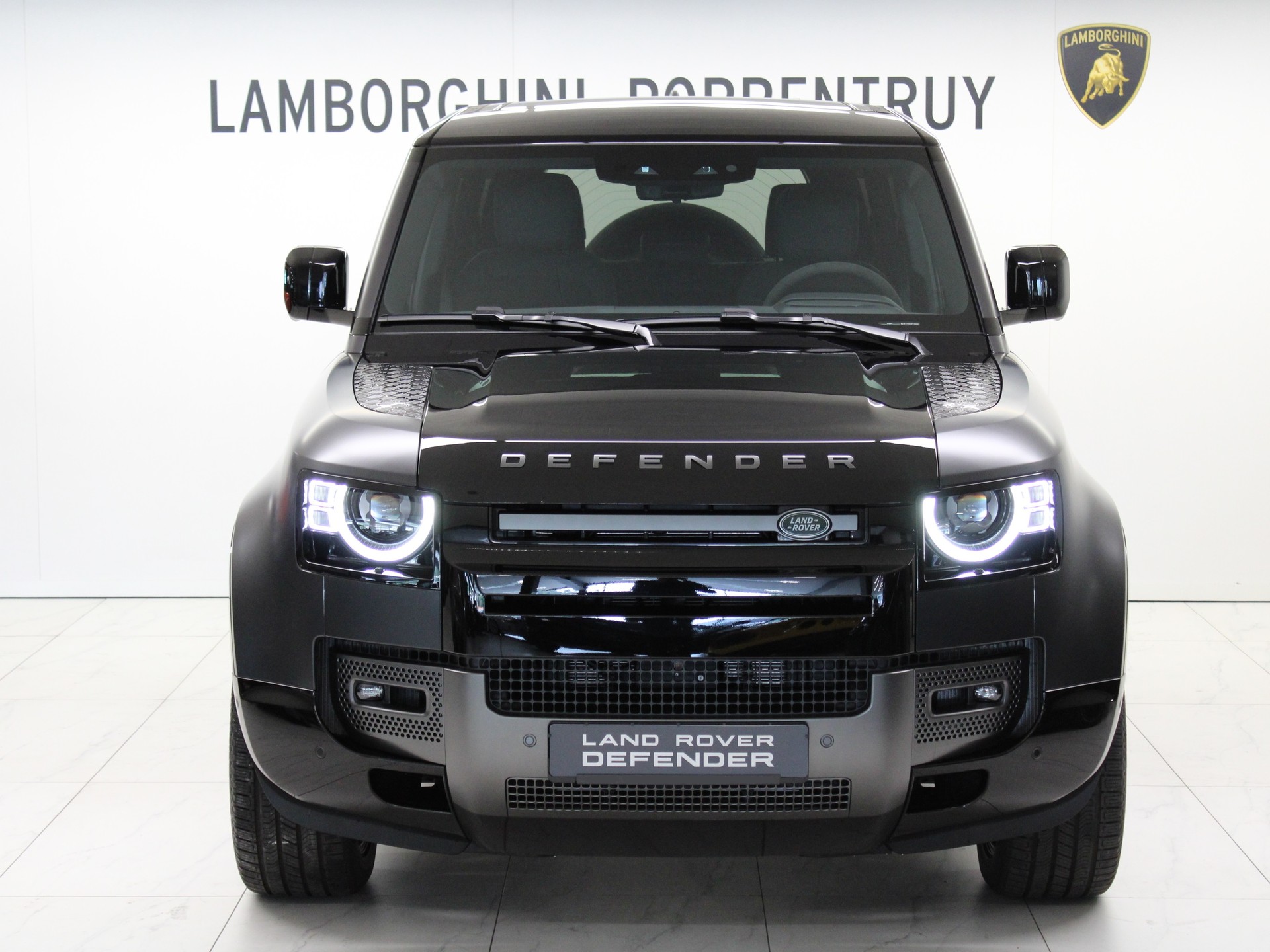 LAND ROVER Defender 110 525 V8 5.0 AT8