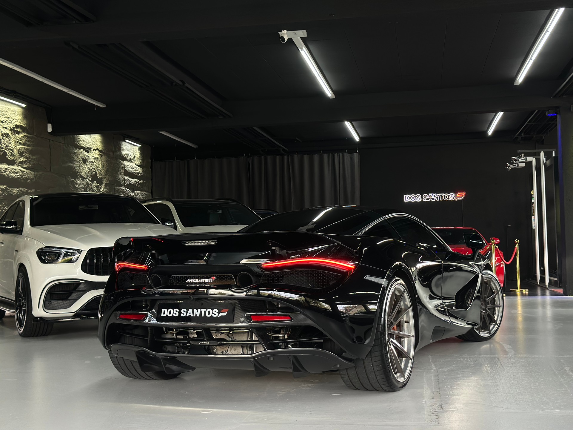 McLAREN 720S Coupé Performance 4.0 V8 SSG-image-2