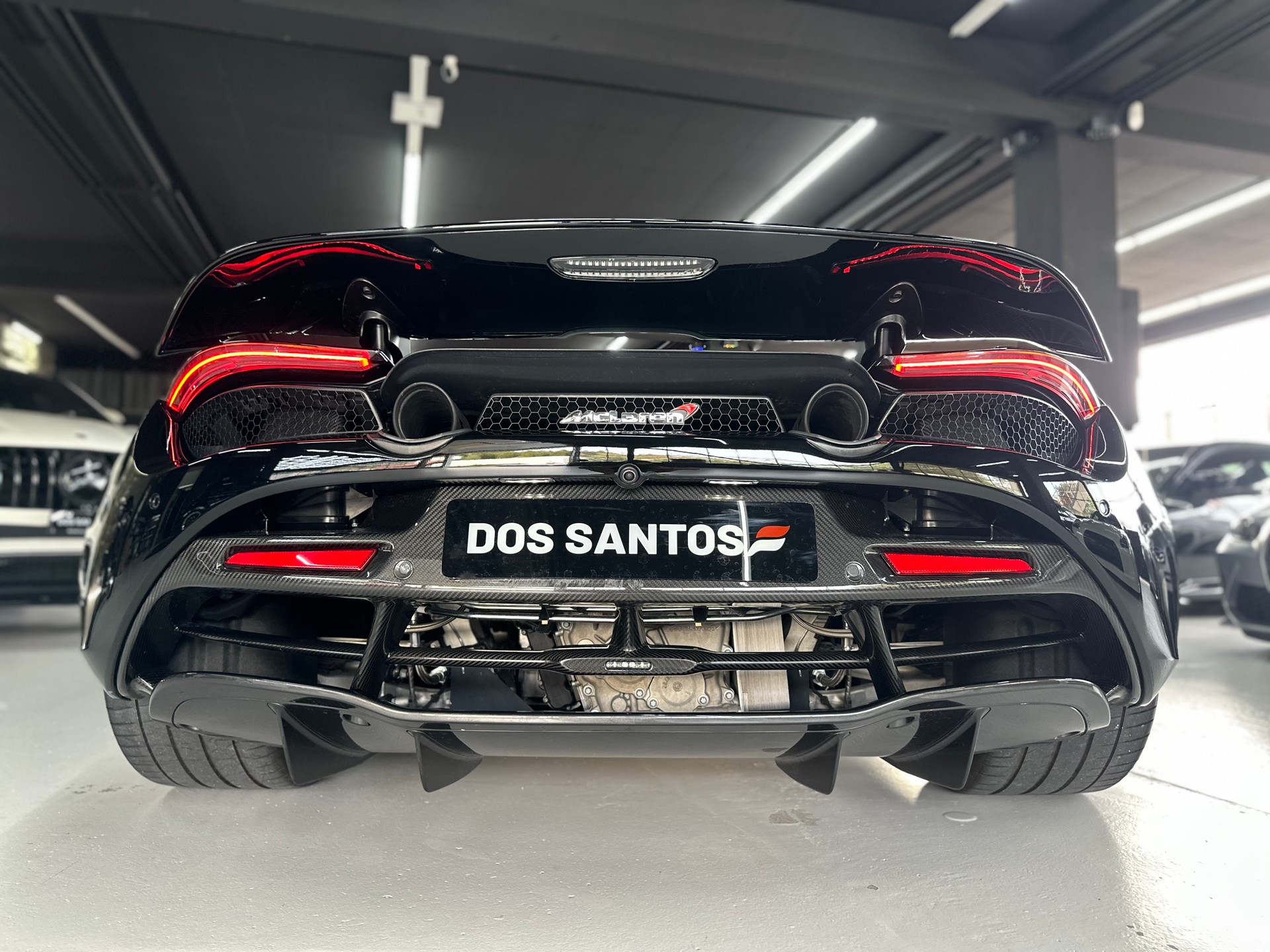 McLAREN 720S Coupé Performance 4.0 V8 SSG-image-4