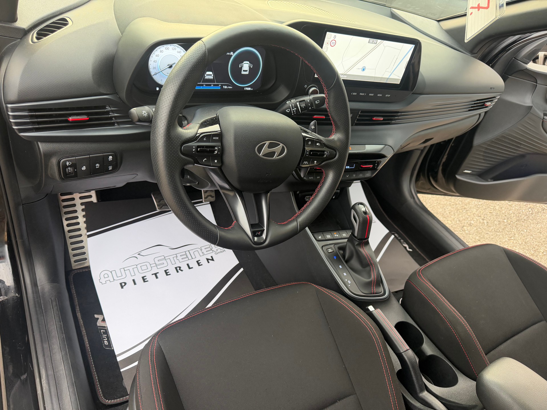 HYUNDAI SCHWARZ CH WAGEN AUTOMAT i20 1.0 T-GDi N-LINE !! DCT. AUTO HAT HAGELSCHADEN. BLACK LINE. GARANTIE 5 JAHRE !!-image-37