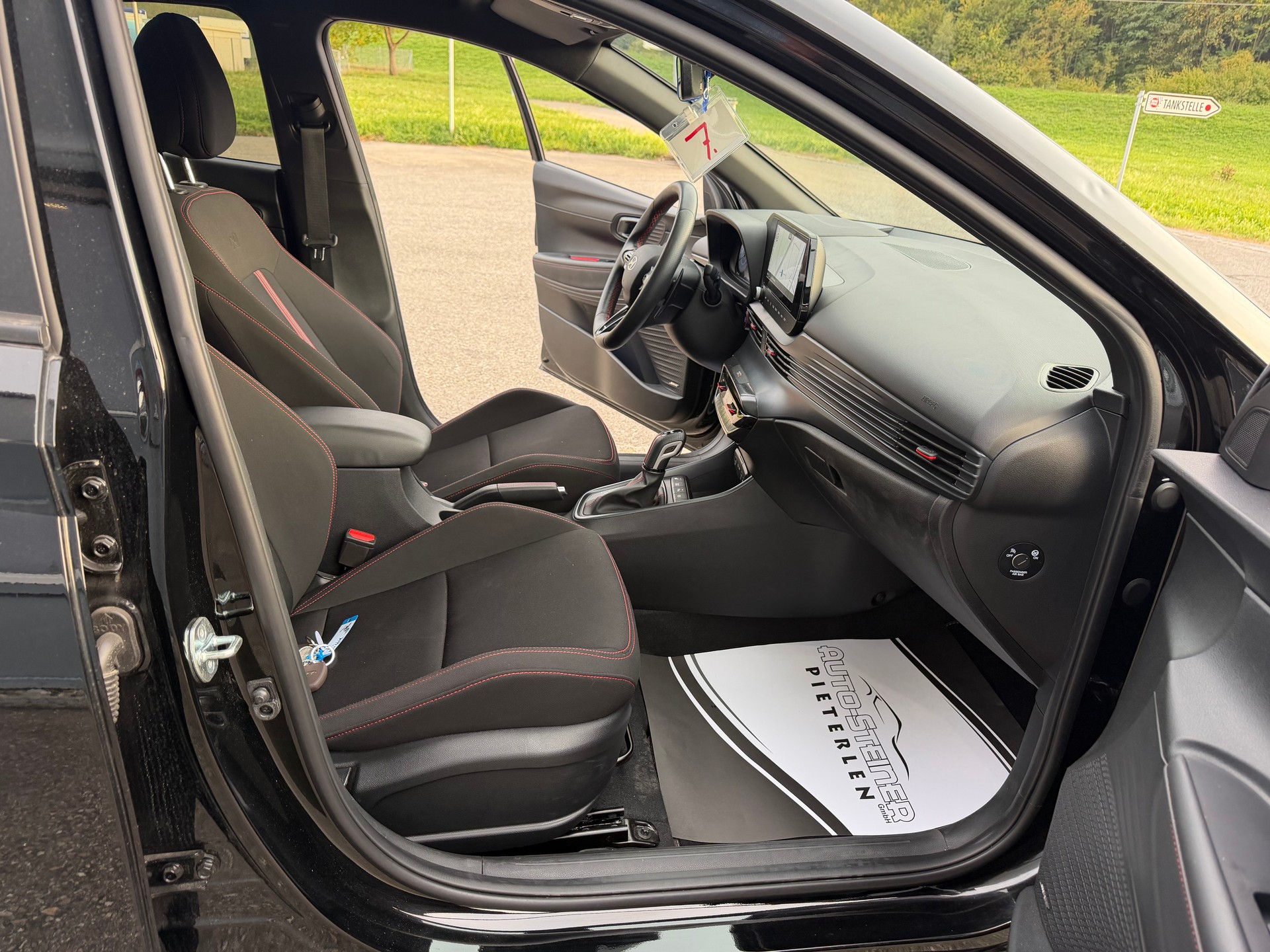 HYUNDAI SCHWARZ CH WAGEN AUTOMAT i20 1.0 T-GDi N-LINE !! DCT. AUTO HAT HAGELSCHADEN. BLACK LINE. GARANTIE 5 JAHRE !!-image-23
