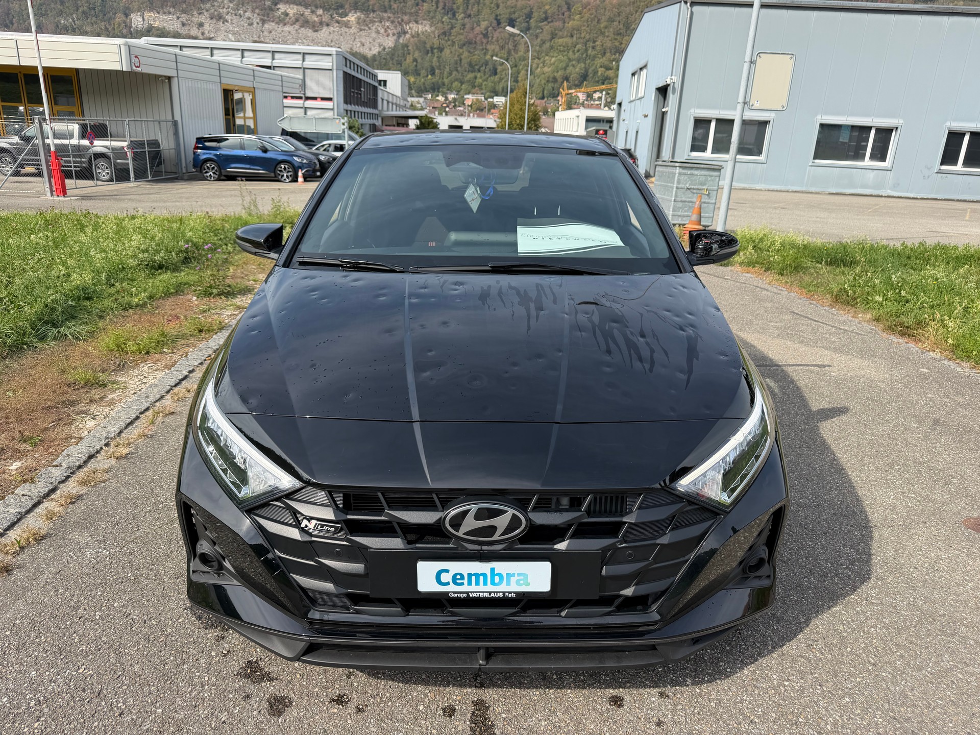 HYUNDAI SCHWARZ CH WAGEN AUTOMAT i20 1.0 T-GDi N-LINE !! DCT. AUTO HAT HAGELSCHADEN. BLACK LINE. GARANTIE 5 JAHRE !!-showroom-element-1