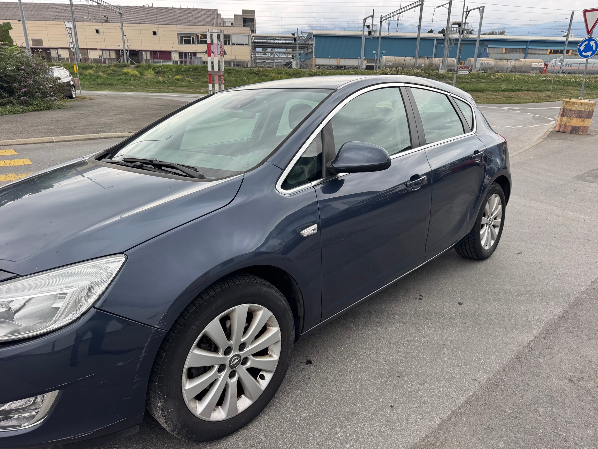 OPEL Astra 1.6i 16V-image-2