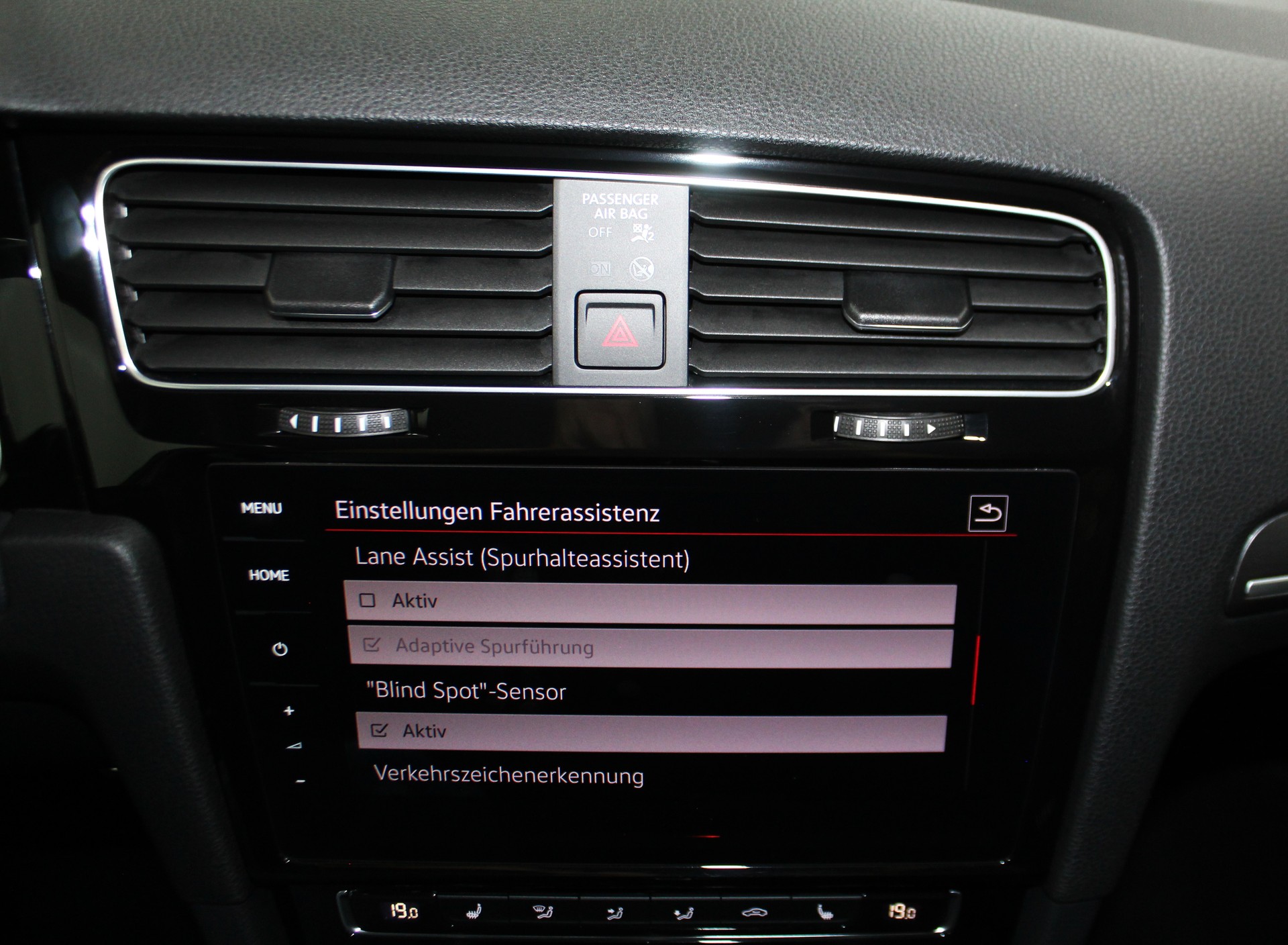 VW Golf 2.0 TSI GTI Performance DSG Black Edition 245PS / CH-Fahrzeug-image-23
