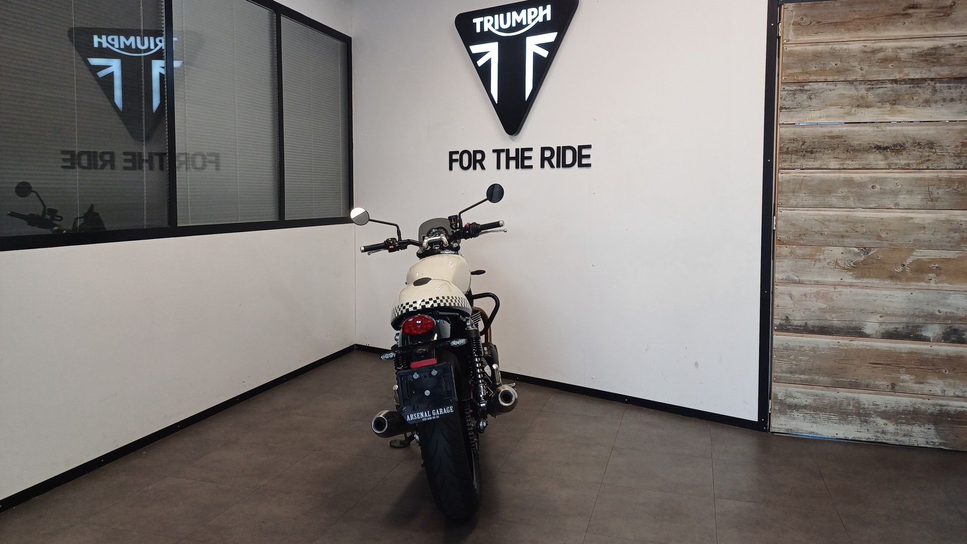 TRIUMPH Street Twin 900 i (35kW)-image-6